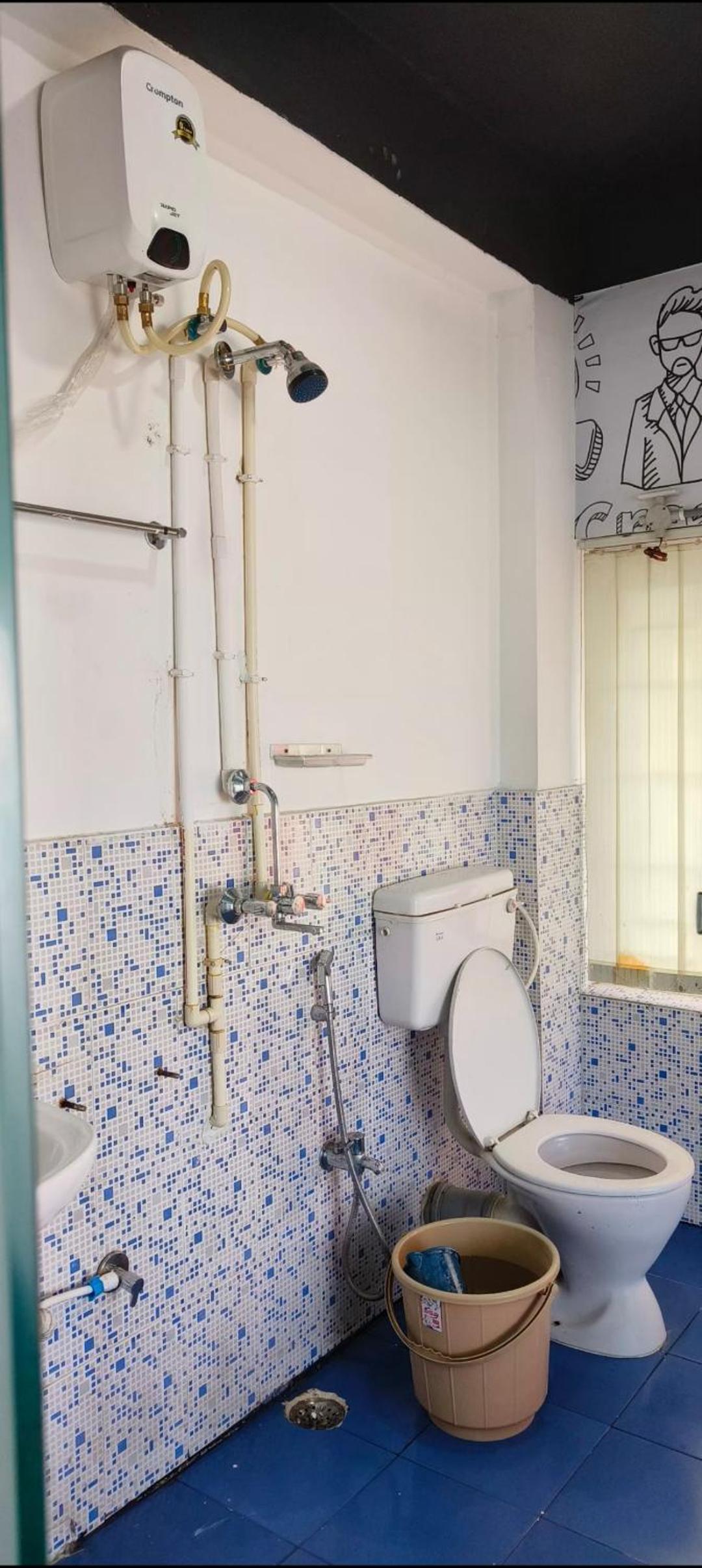 Royal great Couple Friendly 2 bhk flat road no 7 Banjara hills view 2