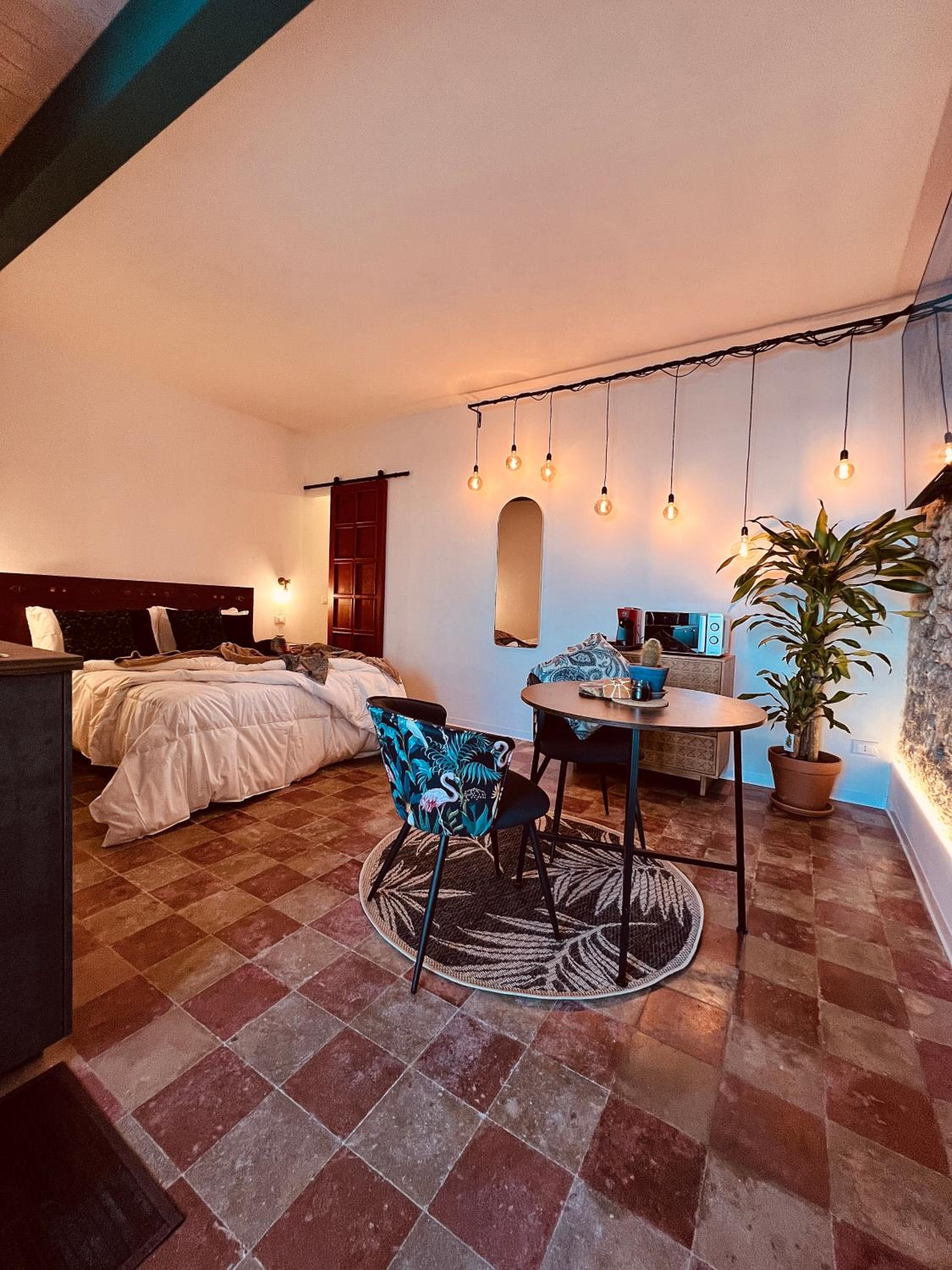hotel room