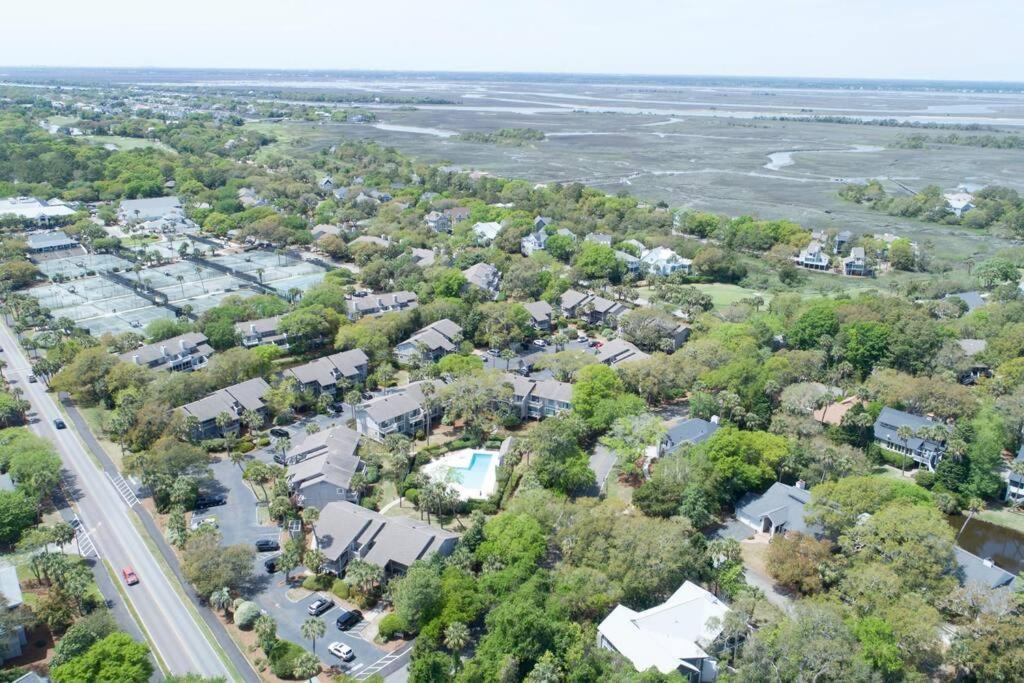 Lagoon Villa 43 - Close to Ocean! Easy Access to Resort!