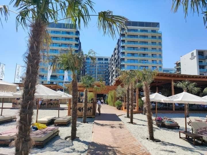 Beach Apartments sea view & pool in Resort view 4