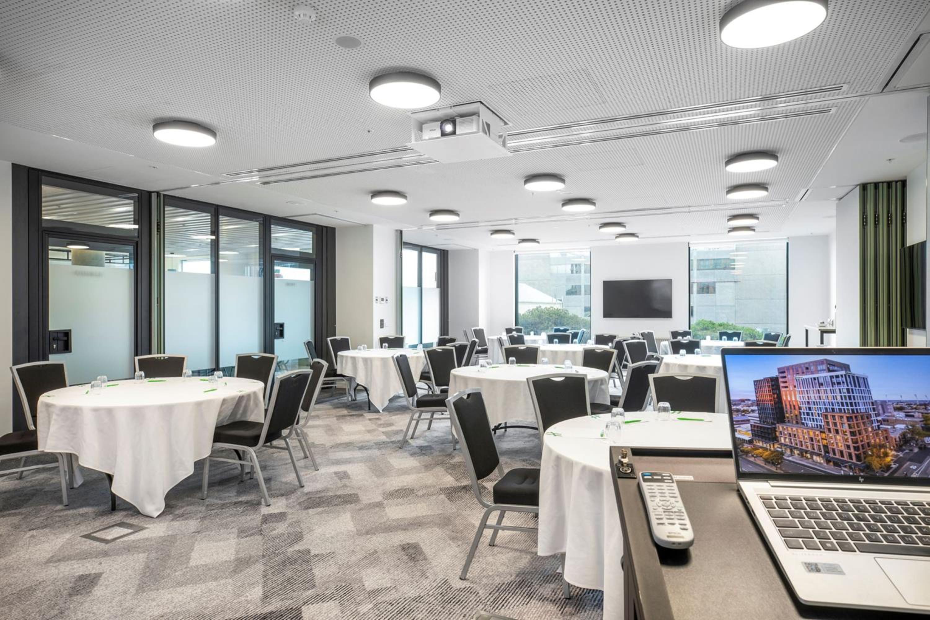 Geelong Vacations - Holiday Inn  Suites Geelong, an IHG Hotel - Property Image 146