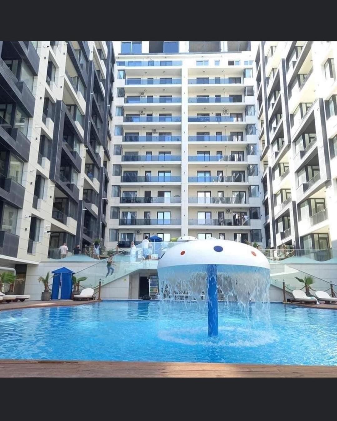 Beach Apartments sea view & pool in Resort view 2