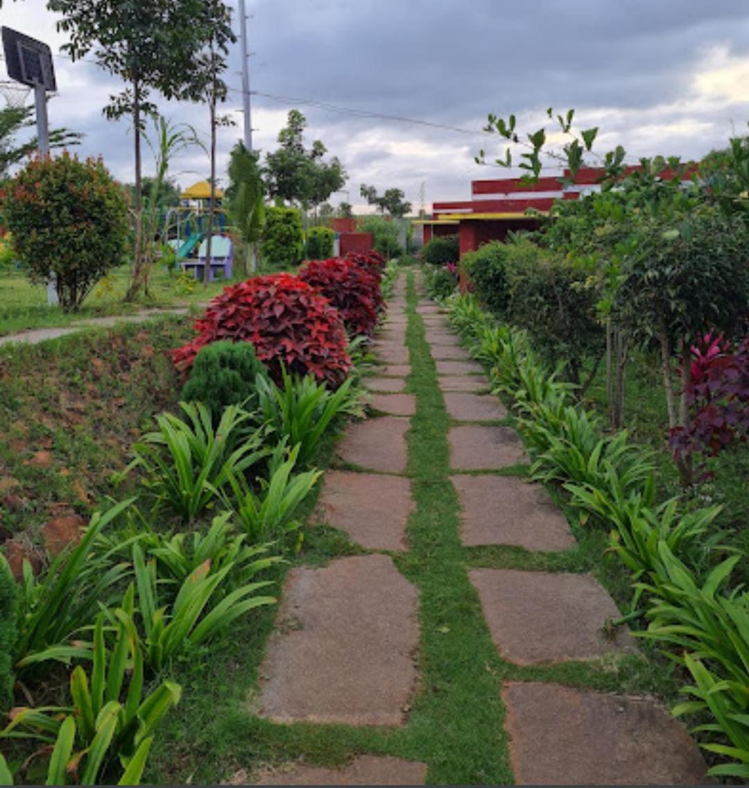 Golden Hill Resort view 4