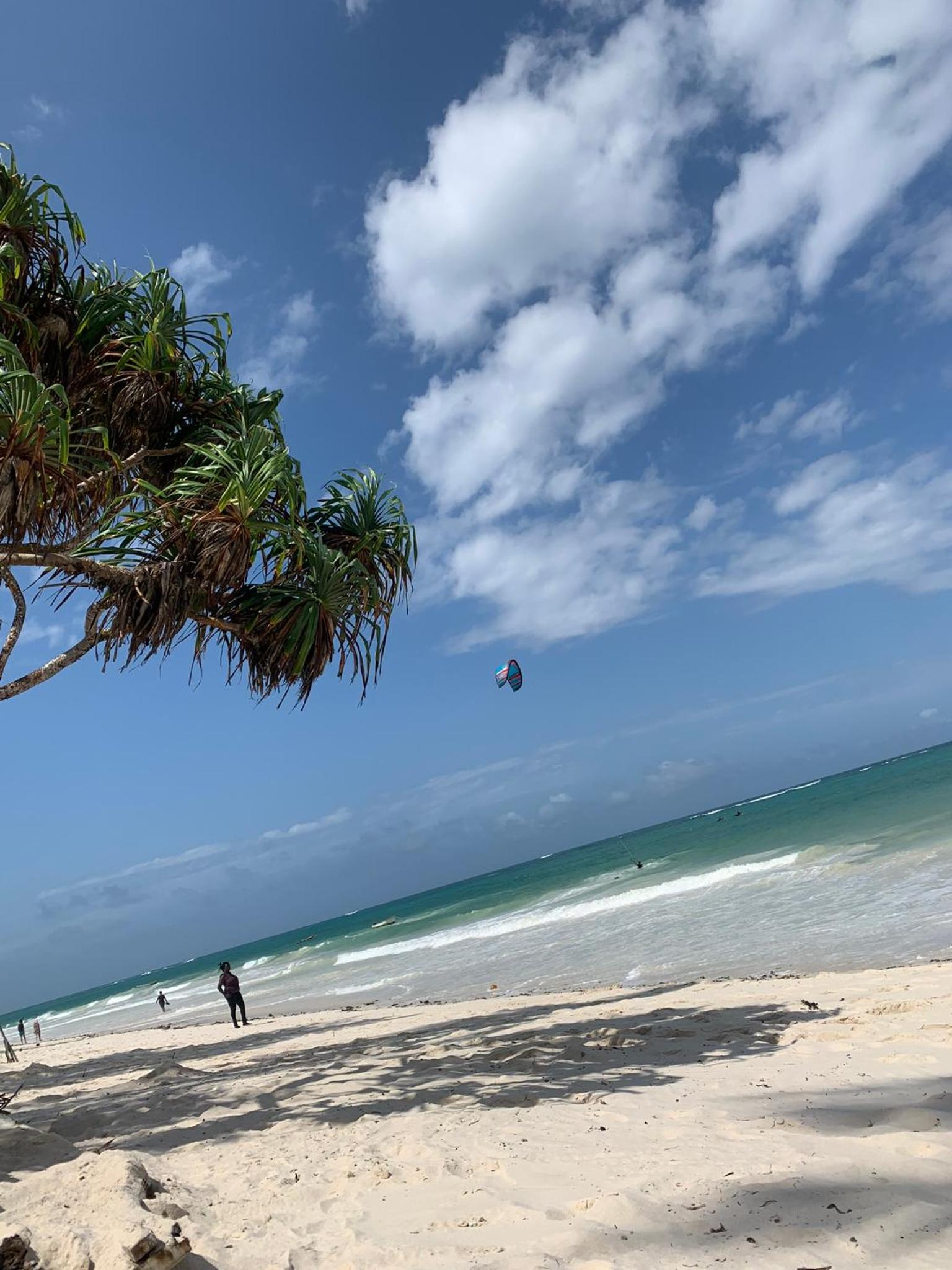One bedroom By Diani Beach Galu view 2