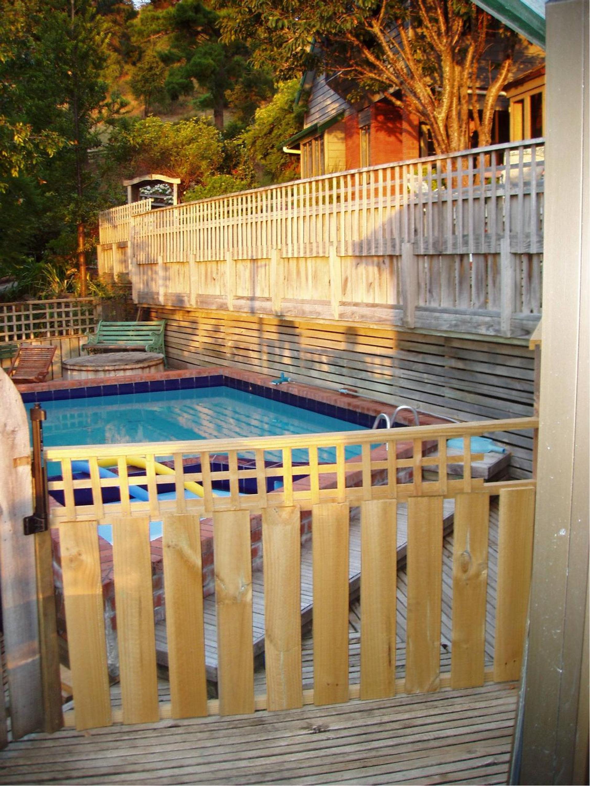Grafton Cottage & Chalets