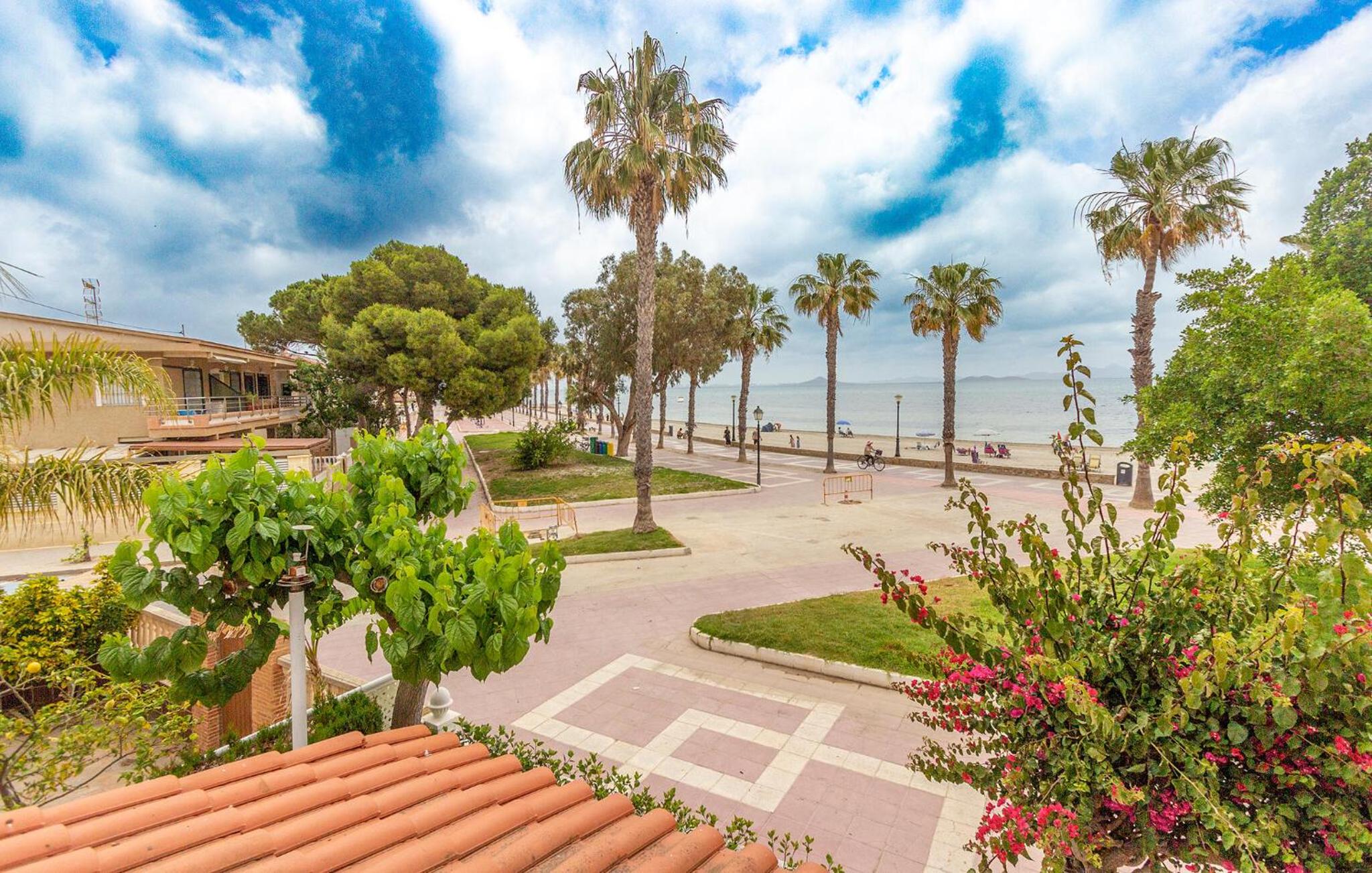 Gorgeous Home In Los Alcázares