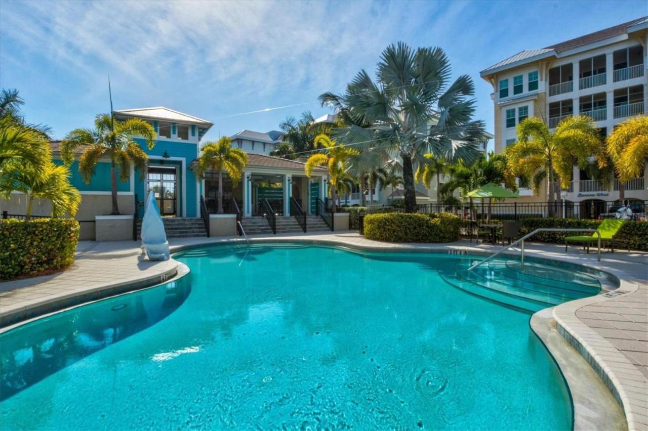 Intracoastal Connections - Marina Walk at One Particular Harbor view 3
