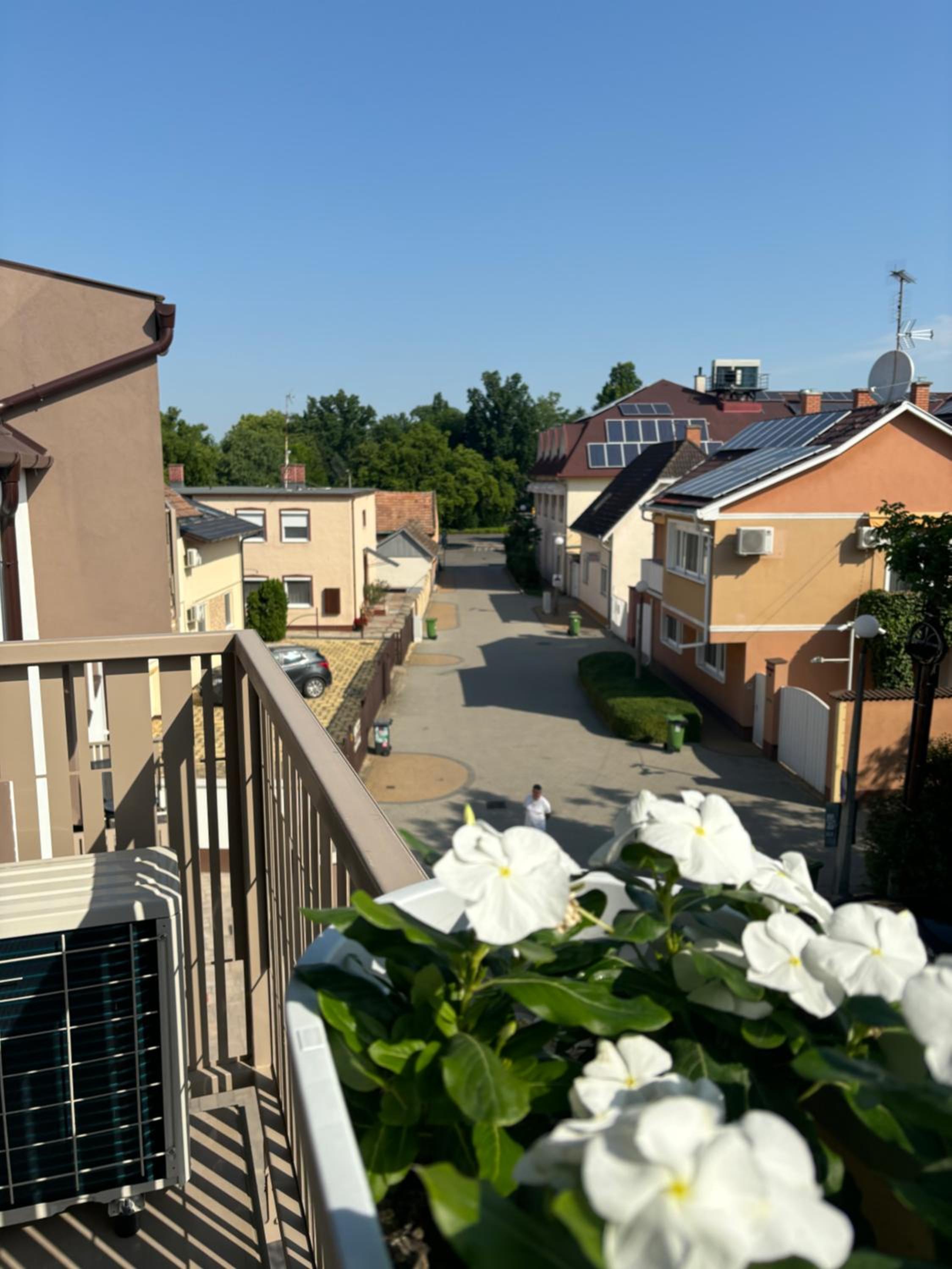 LaMira Apartment