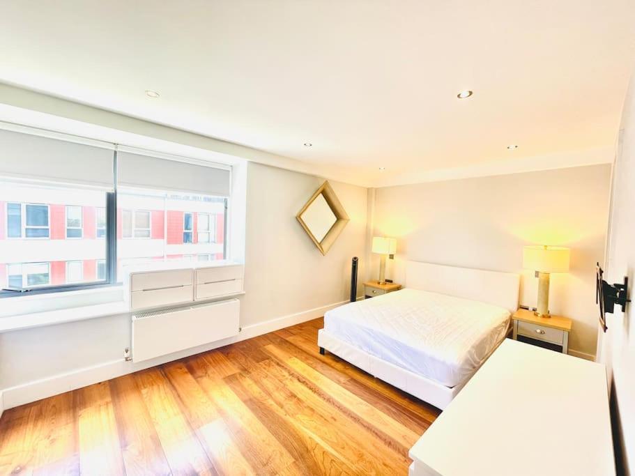 Luxury Two Bedroom Living - Central London & Westminster