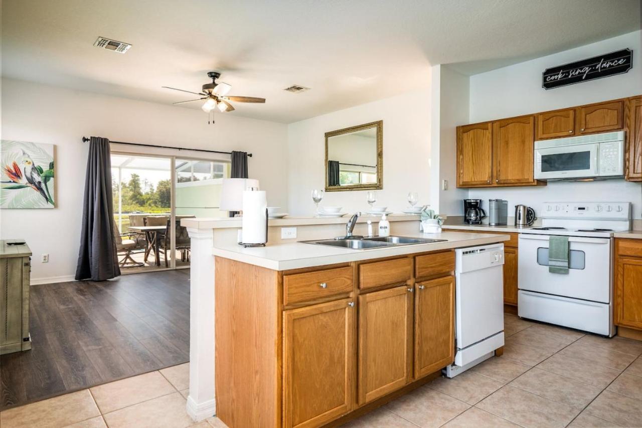 Disney Retreat Lakeview townhome - close to golf