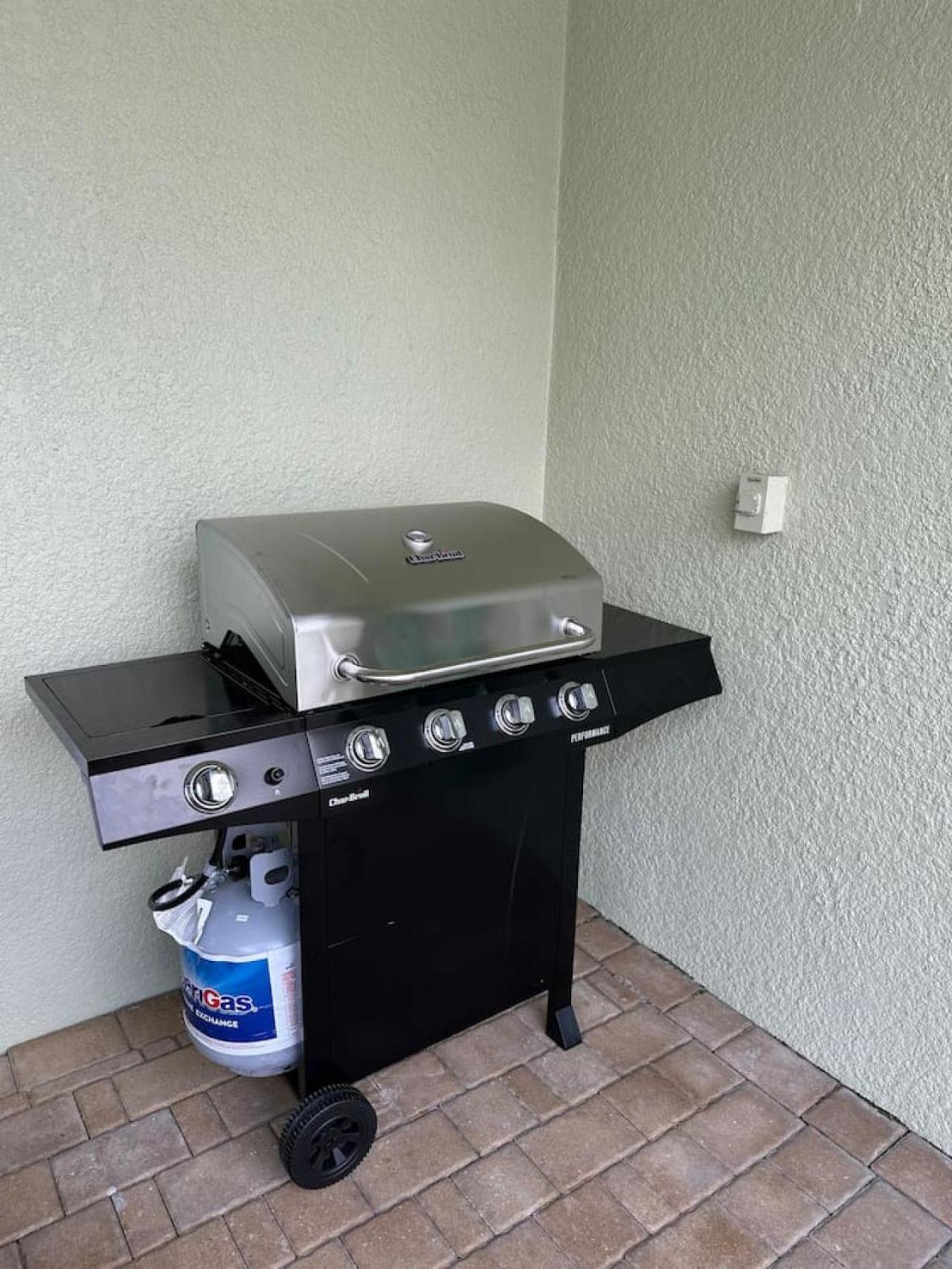 Disney Retreat Lakeview townhome - close to golf