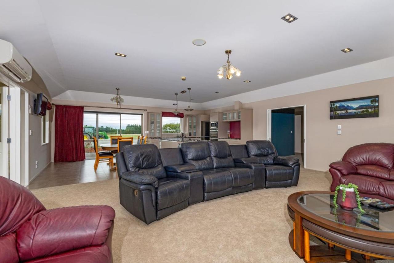 Bicton House Mt Hutt Views