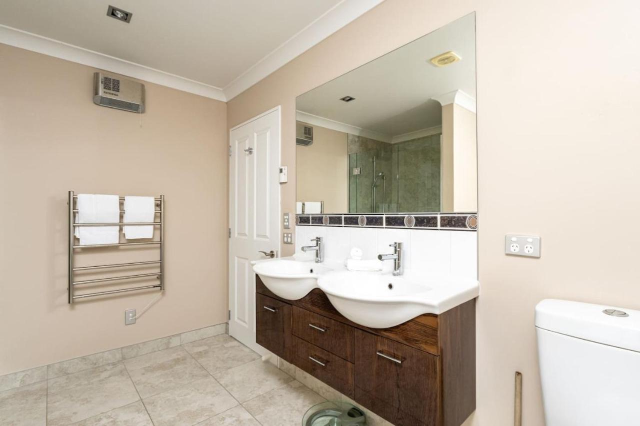Bicton House Mt Hutt Views