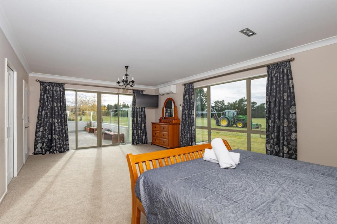Bicton House Mt Hutt Views