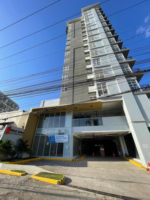 IDCs Place at WestJonesResidences Fuente Cebu City view 3