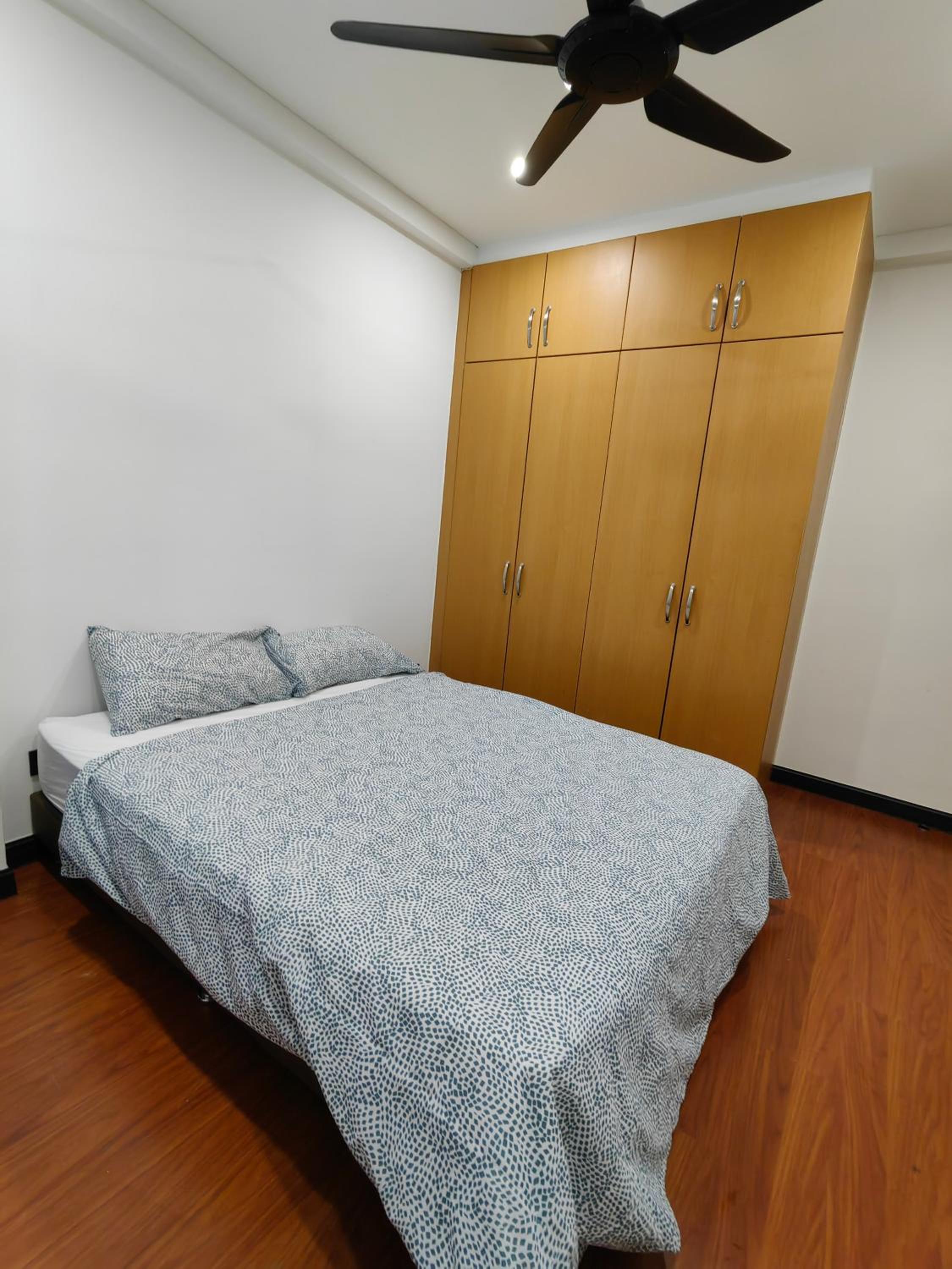 500MBps Internet Executive 3-Bedroom next to TRX Tower