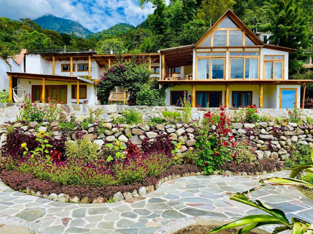 Casa Mariposa San Marcos Atitlán Lakefront Retreat view 5