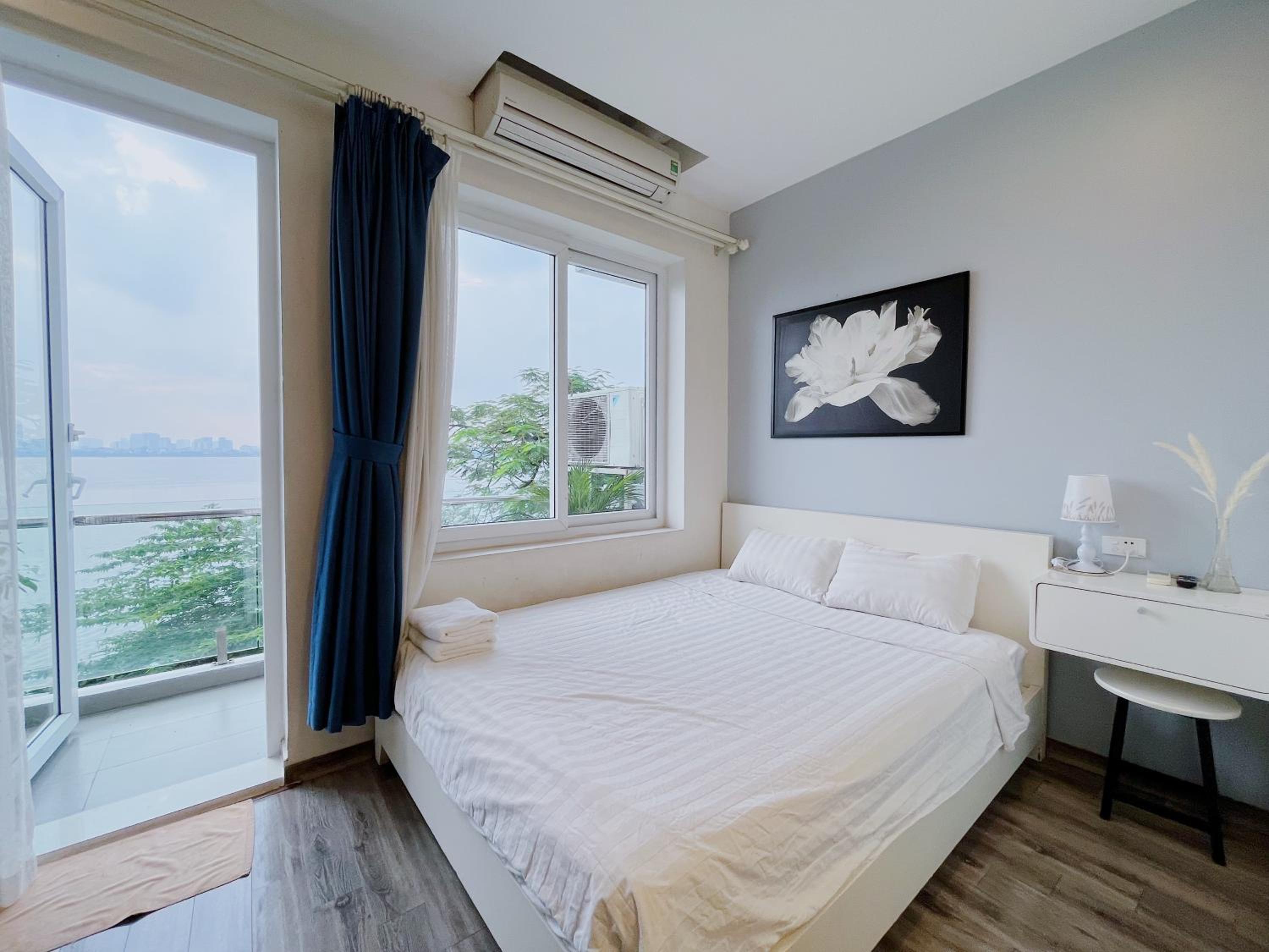 Hanoi Home 2 - Lake View Apartment
