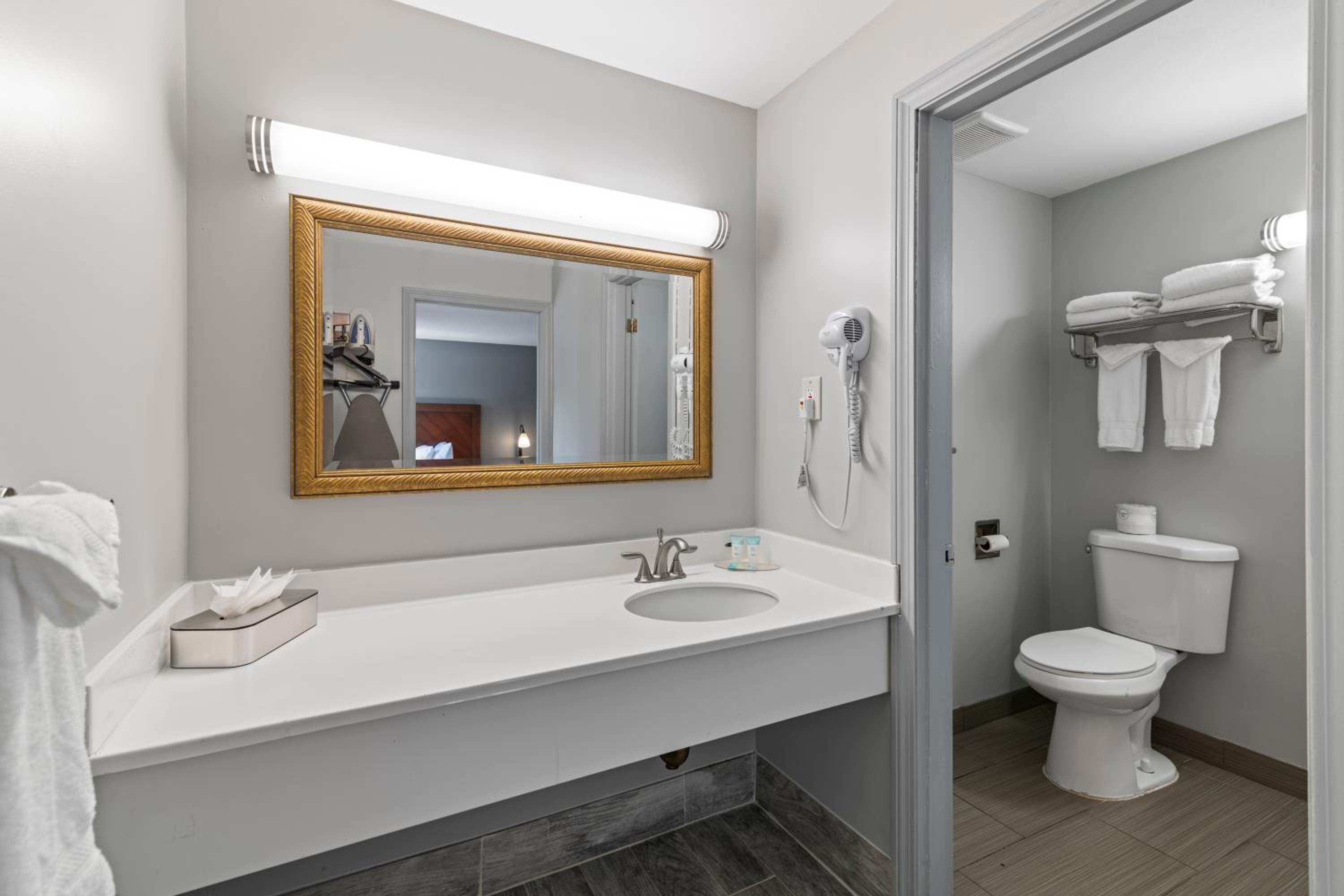 Knight's Inn Boston/Danvers - Property Image 11