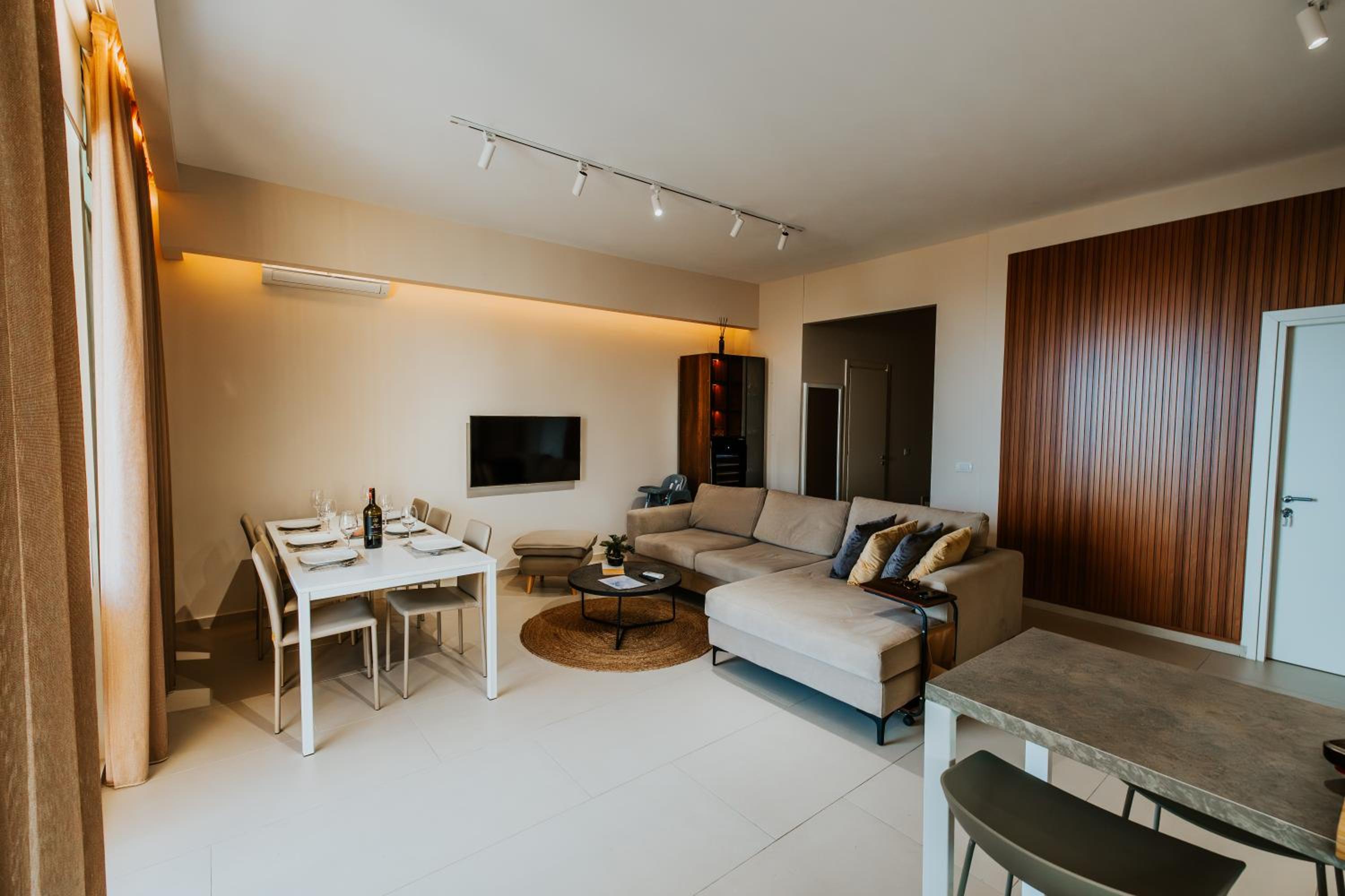 Villa Splendid Palase