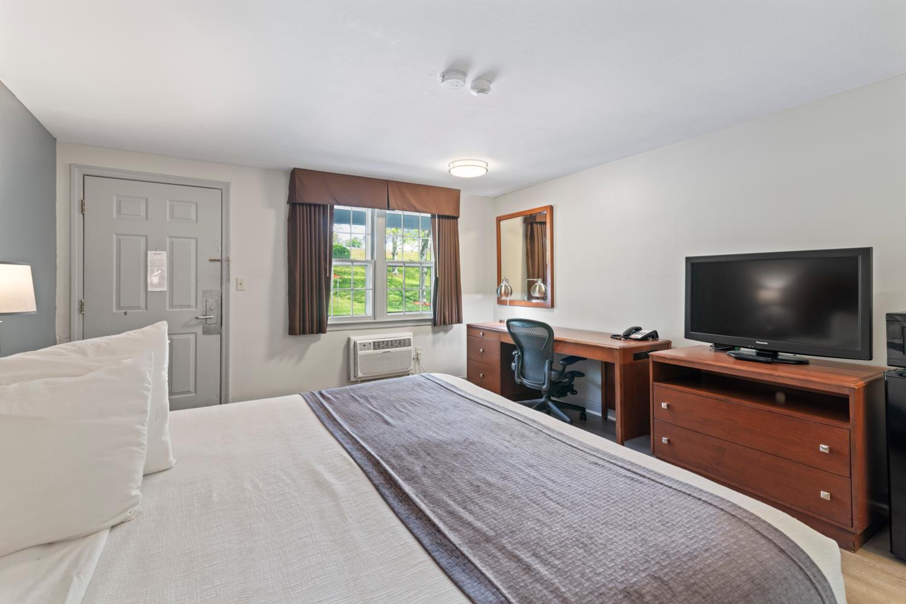 Knight's Inn Boston/Danvers - Property Image 4