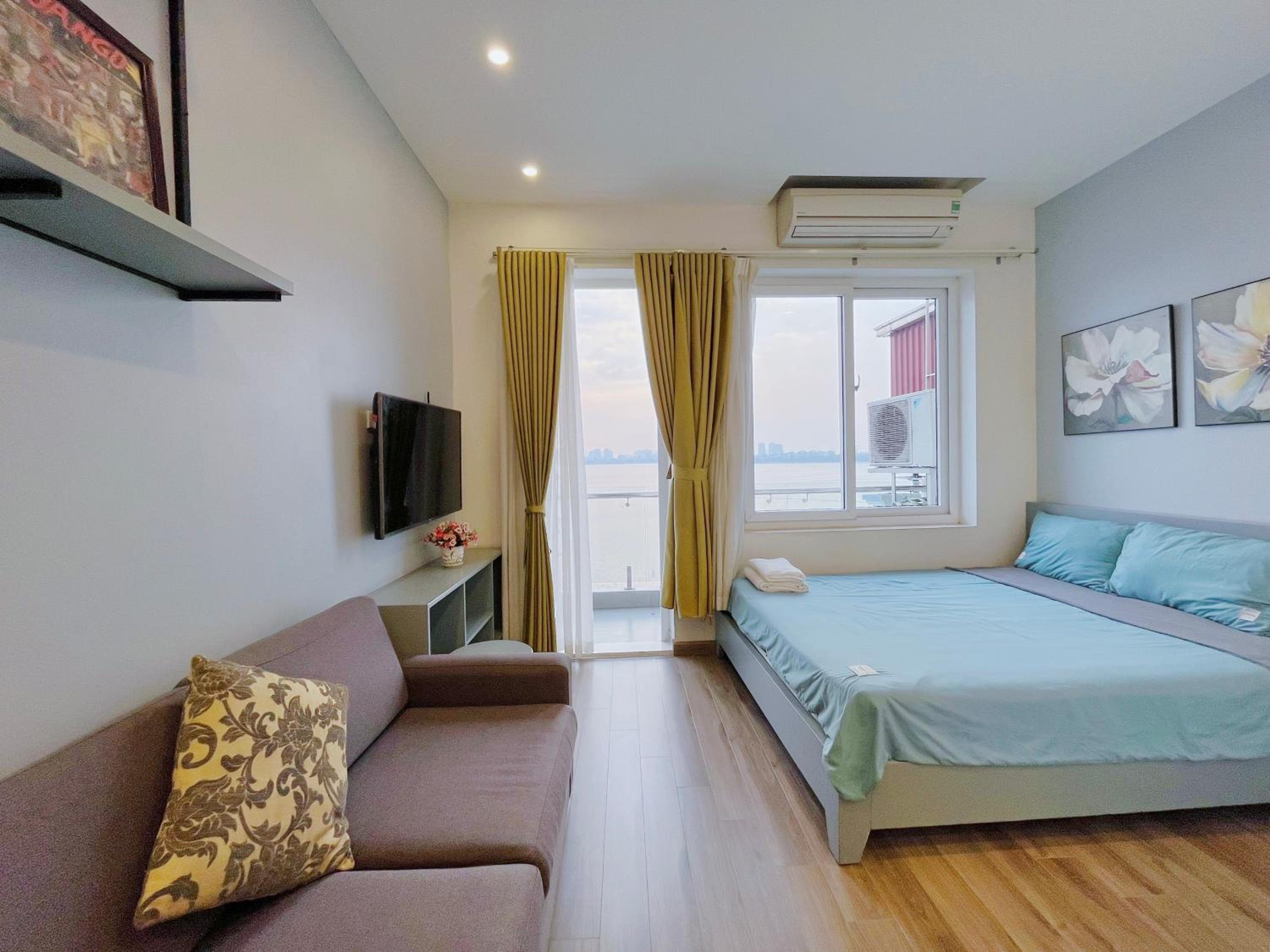 Hanoi Home 2 - Lake View Apartment