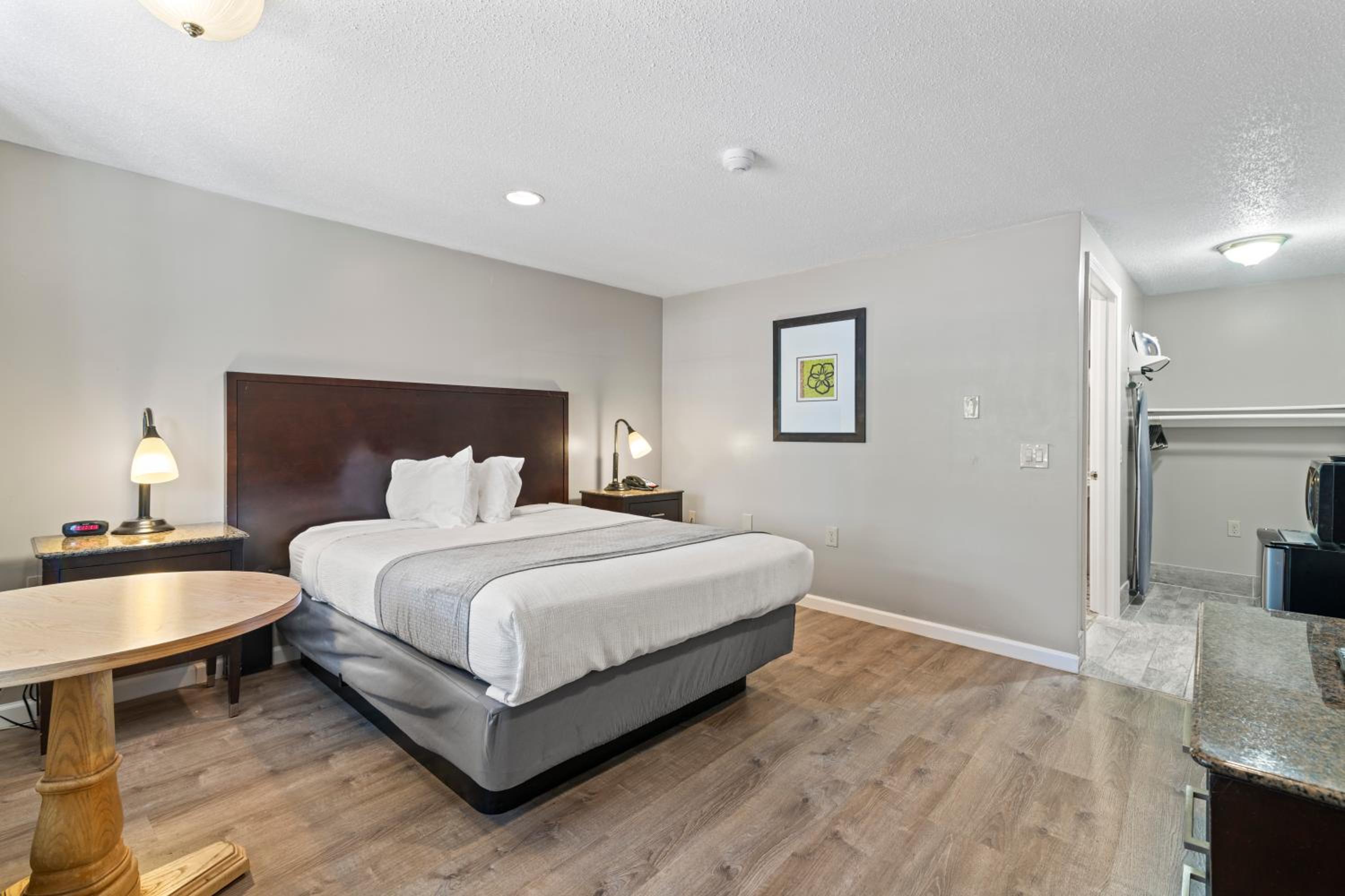 Knight's Inn Boston/Danvers - Property Image 7