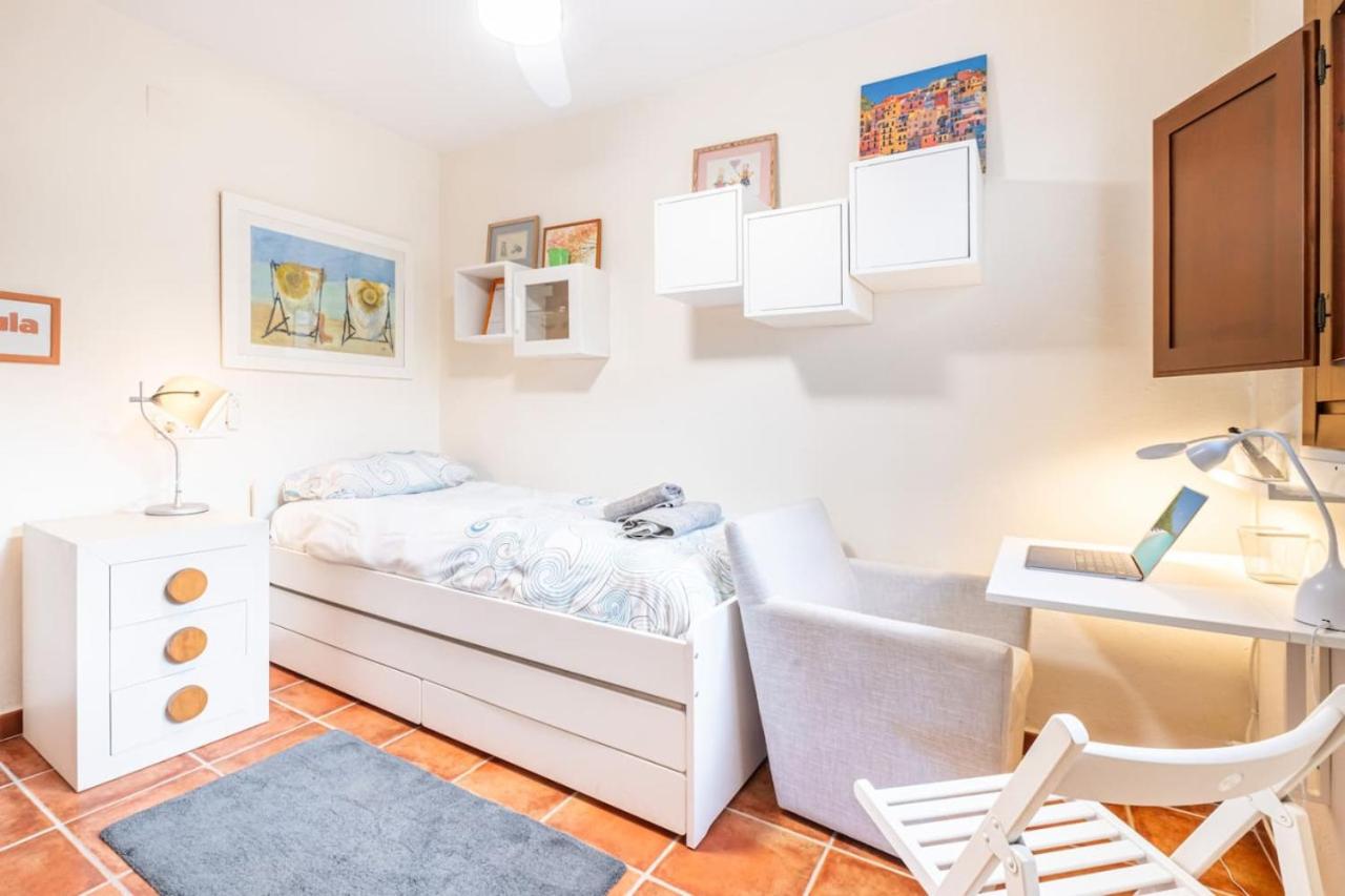 Oasis de Paz con Piscina Barbacoa Playa a 5minutos photo 3