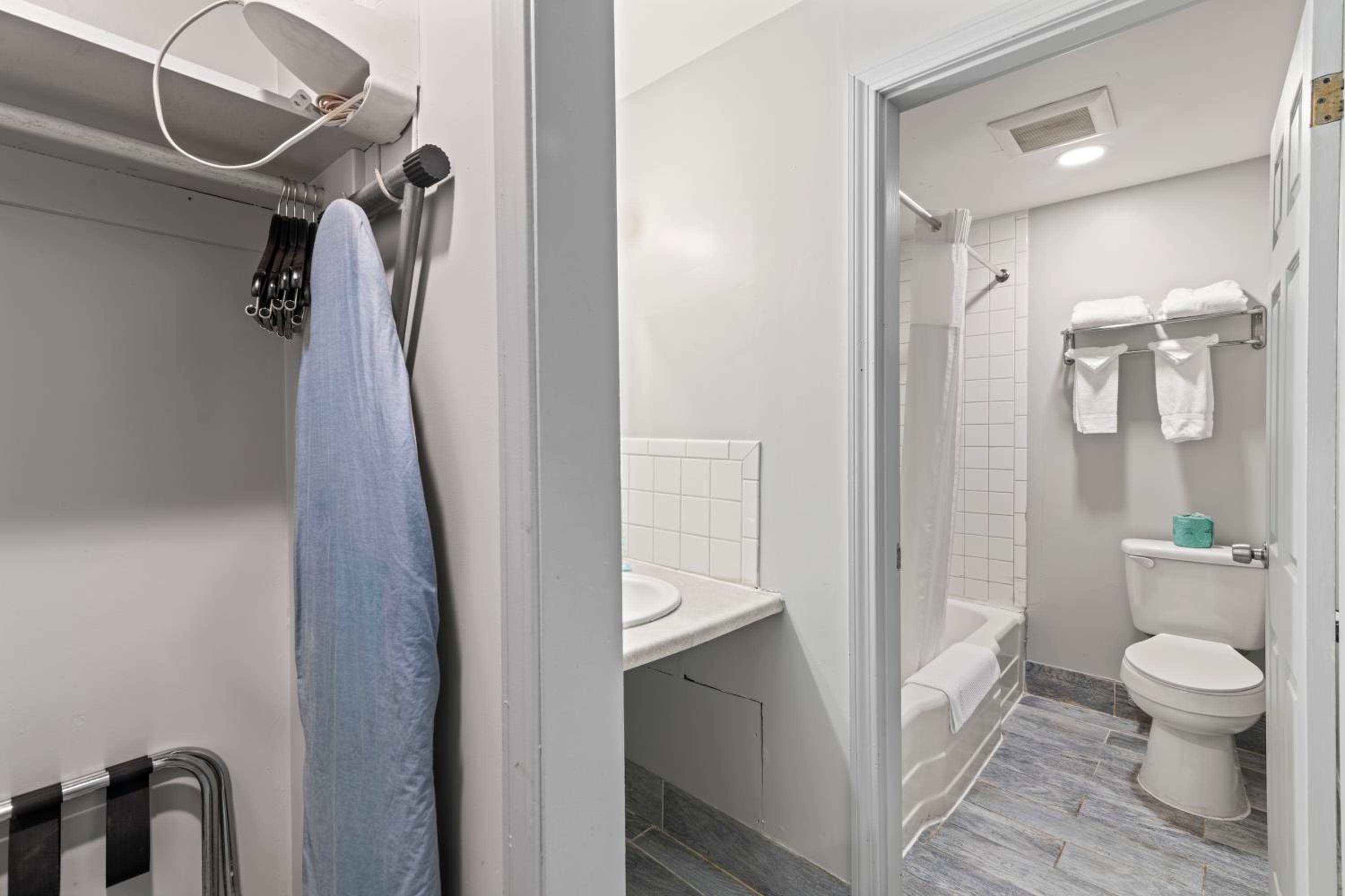 Knight's Inn Boston/Danvers - Property Image 13