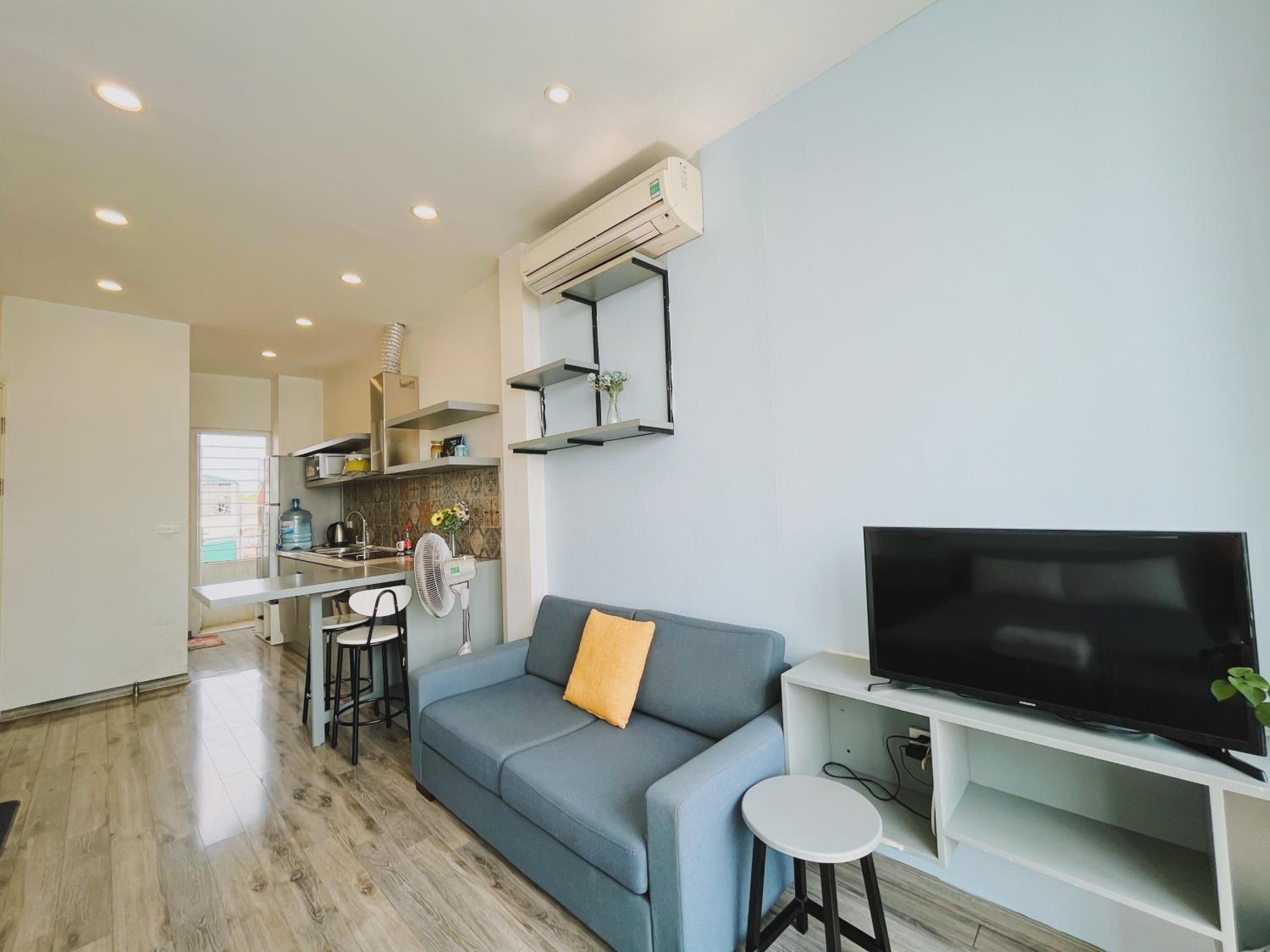 Hanoi Home 2 - Lake View Apartment