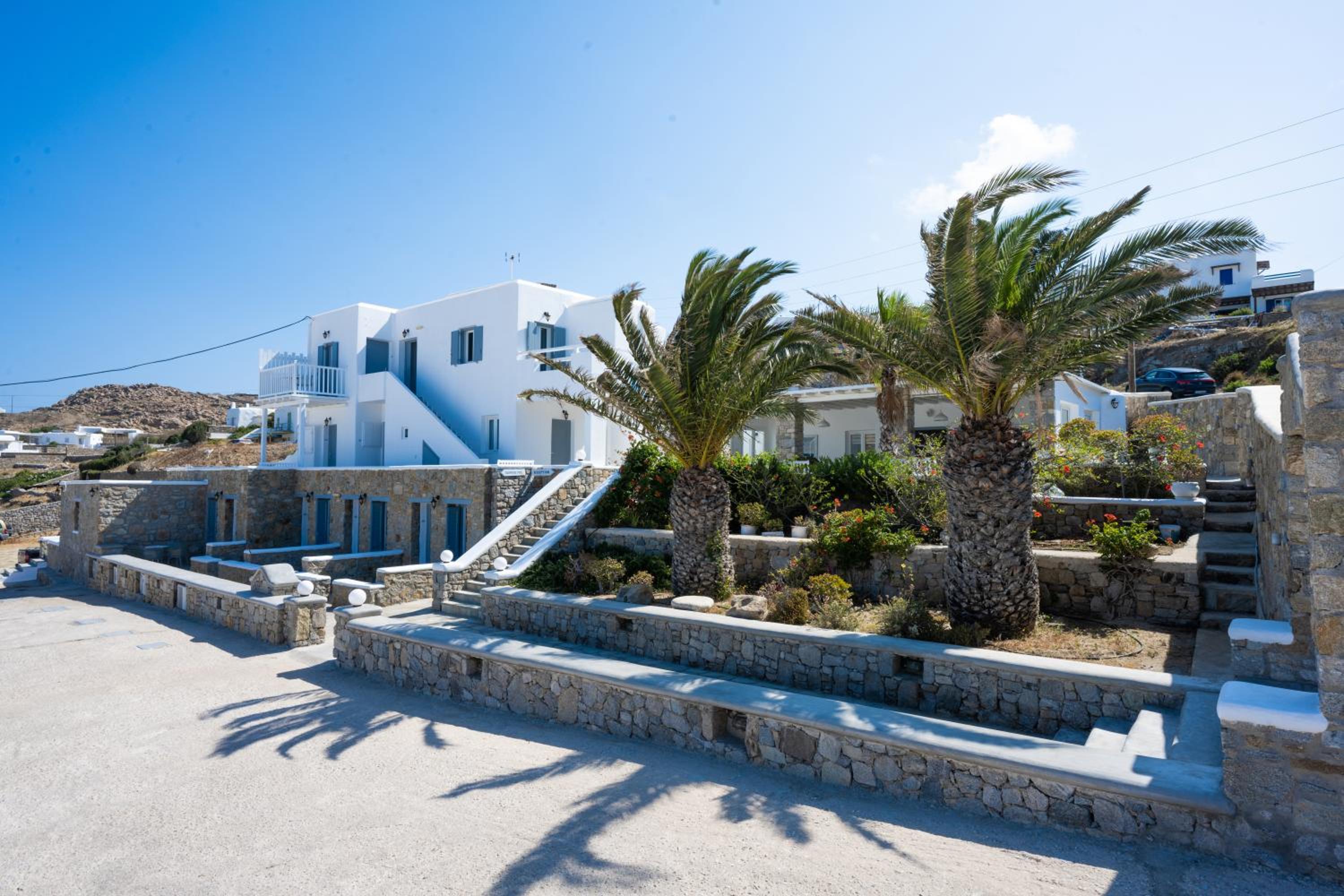 Anixi Hotel