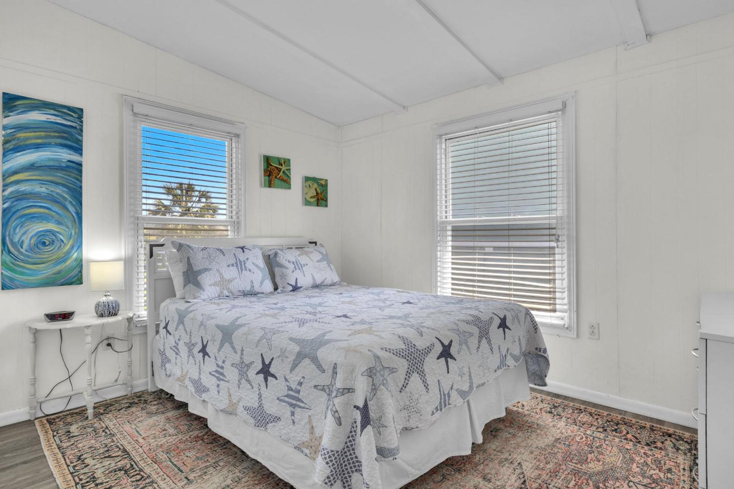 Sandy Toes by Oak Island Accommodations