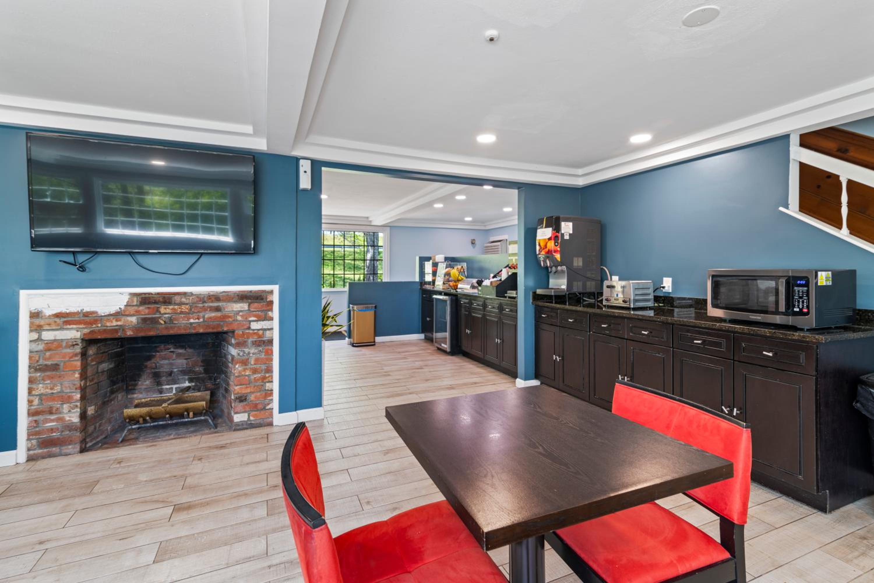 Knight's Inn Boston/Danvers - Property Image 21