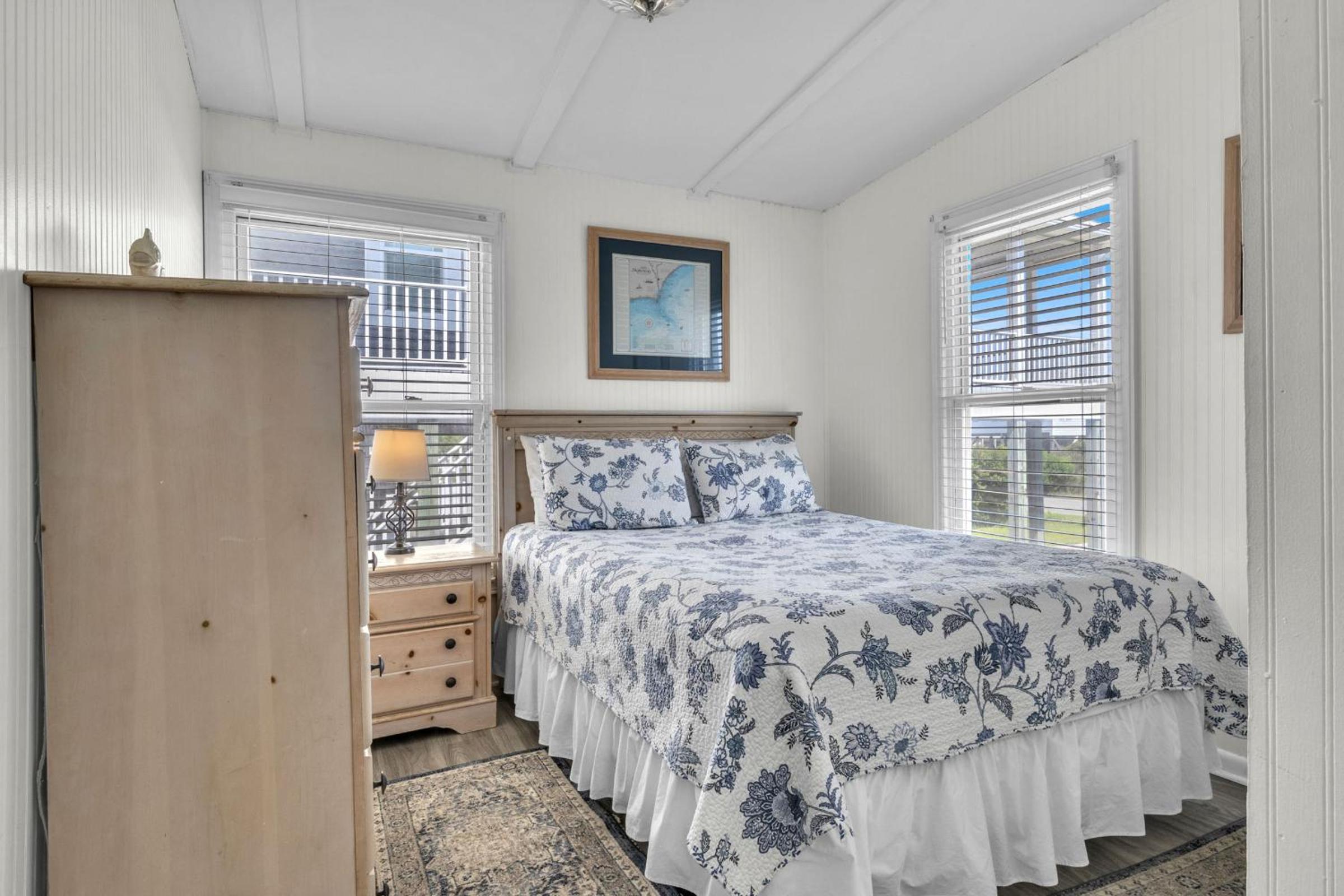Sandy Toes by Oak Island Accommodations