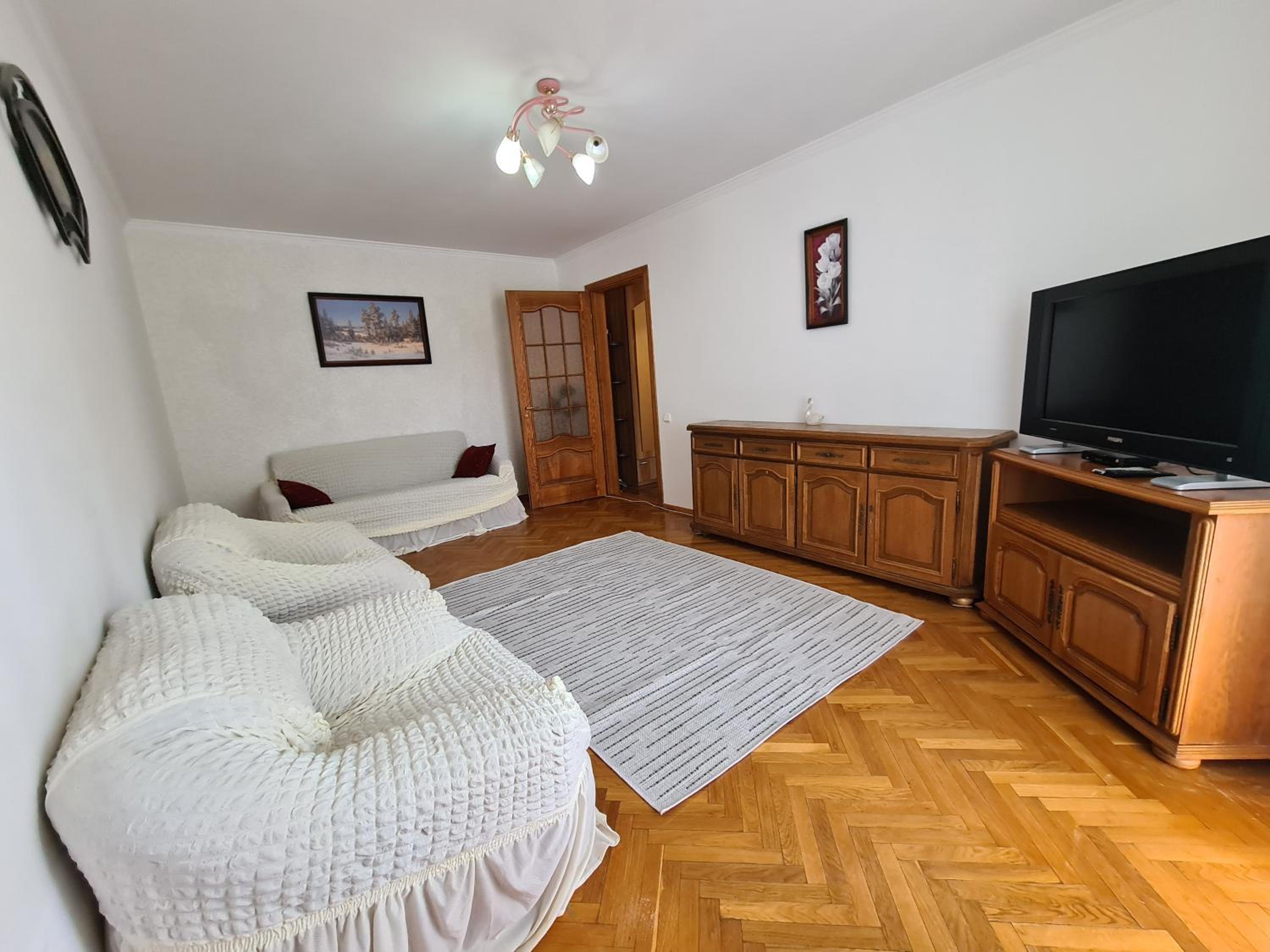 Apartment Gurie Grosu 1 view 2