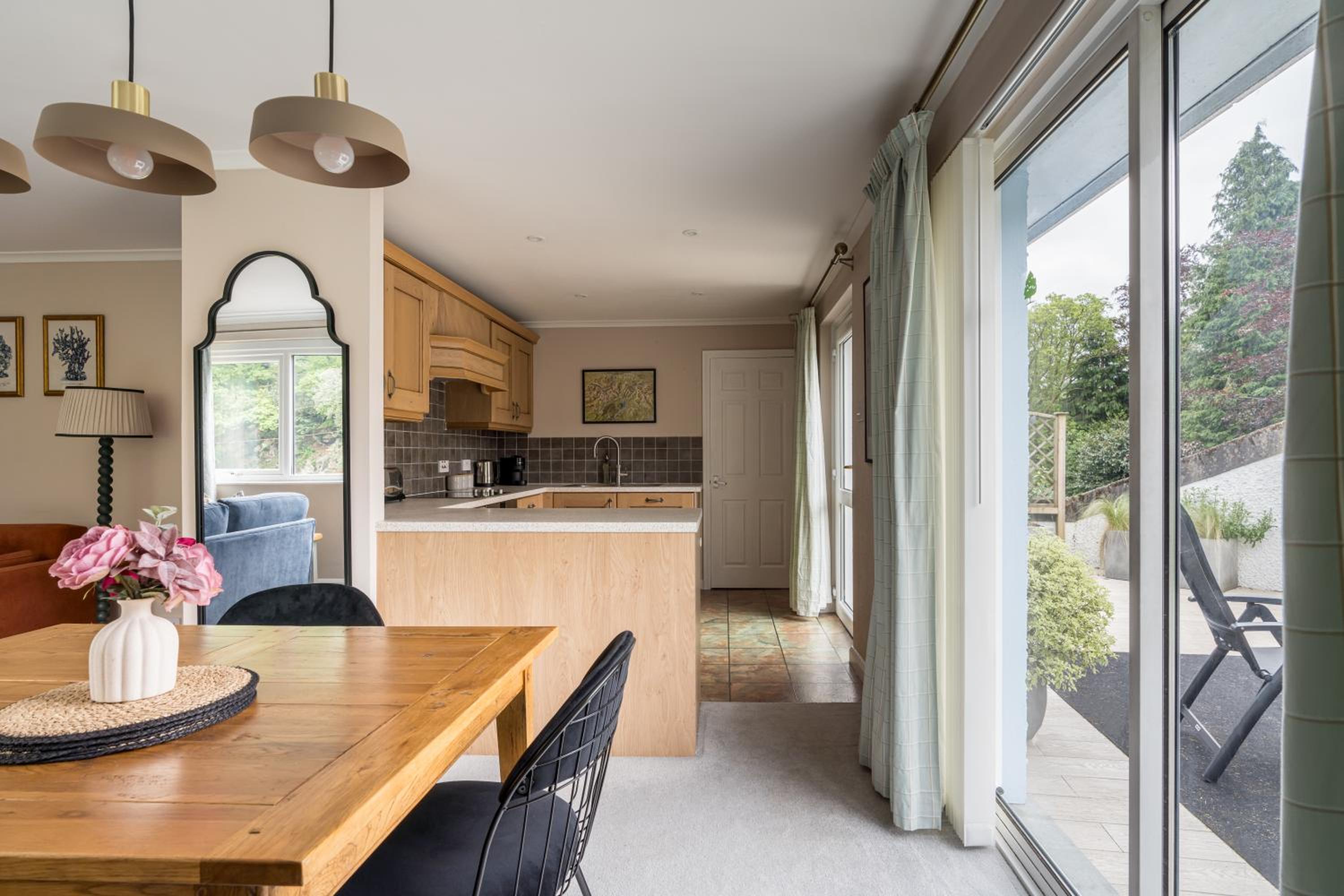 Oakbank-Central Grasmere