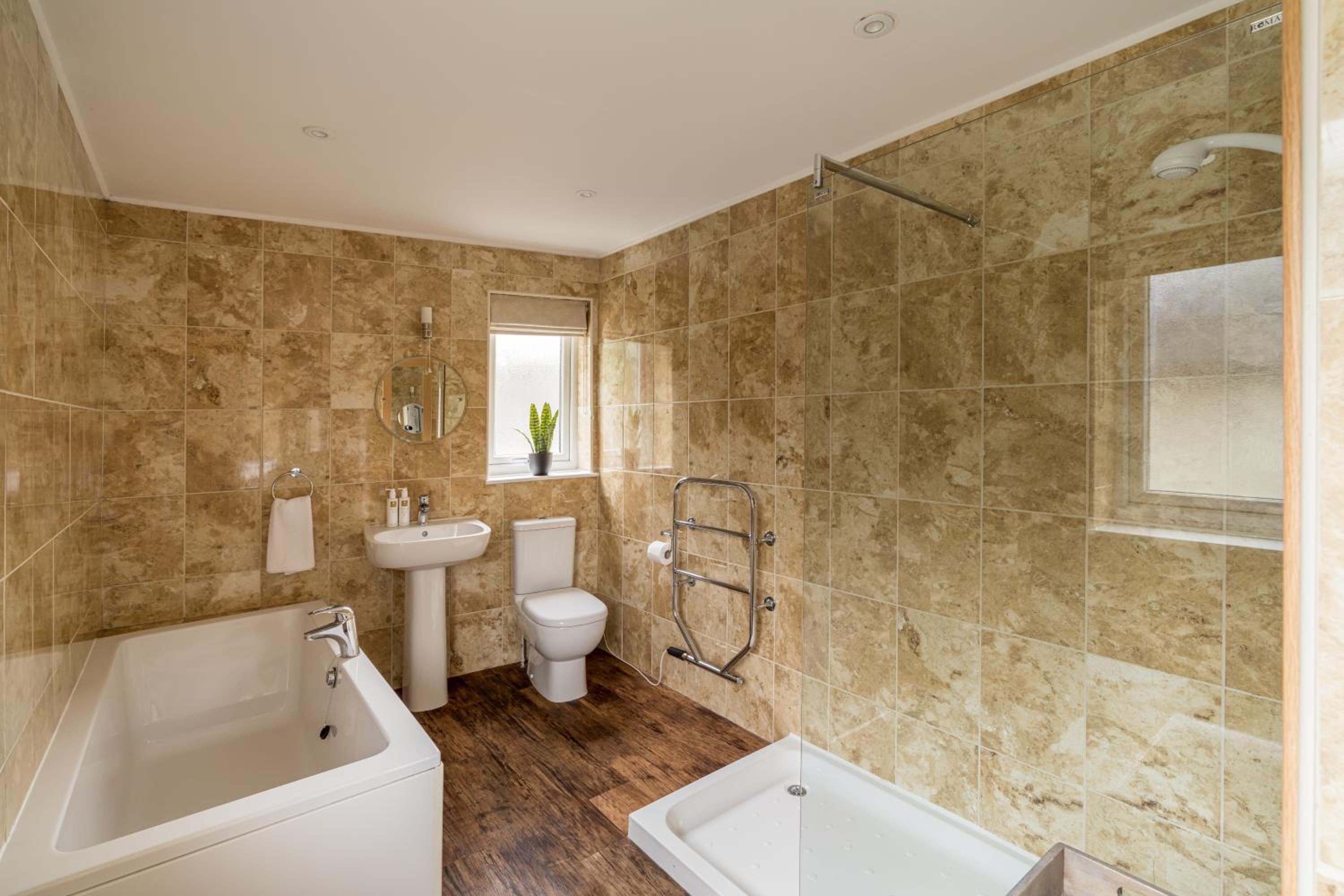 Oakbank-Central Grasmere
