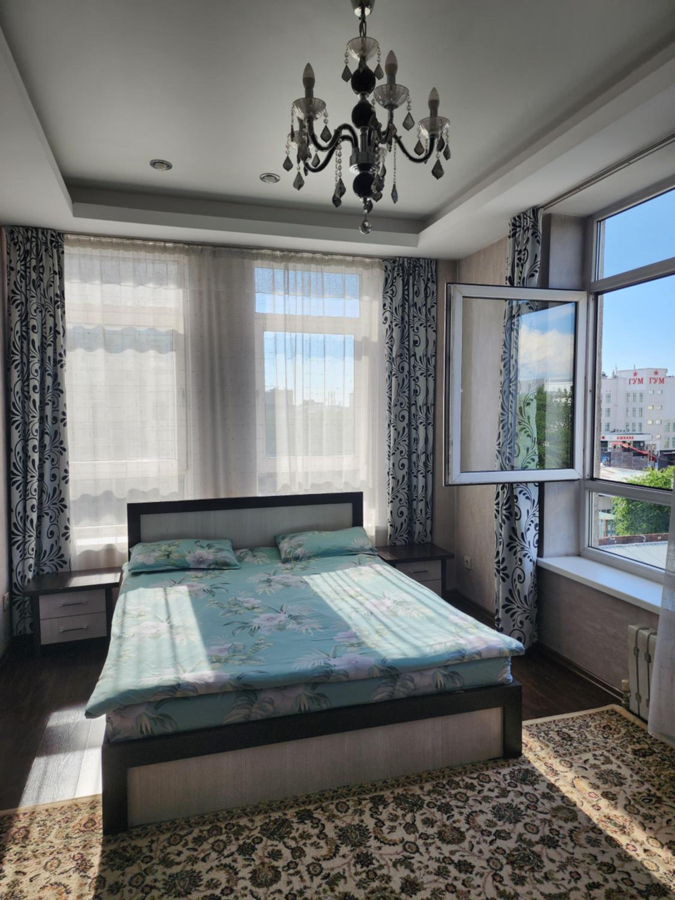 Clover Apartments view 3