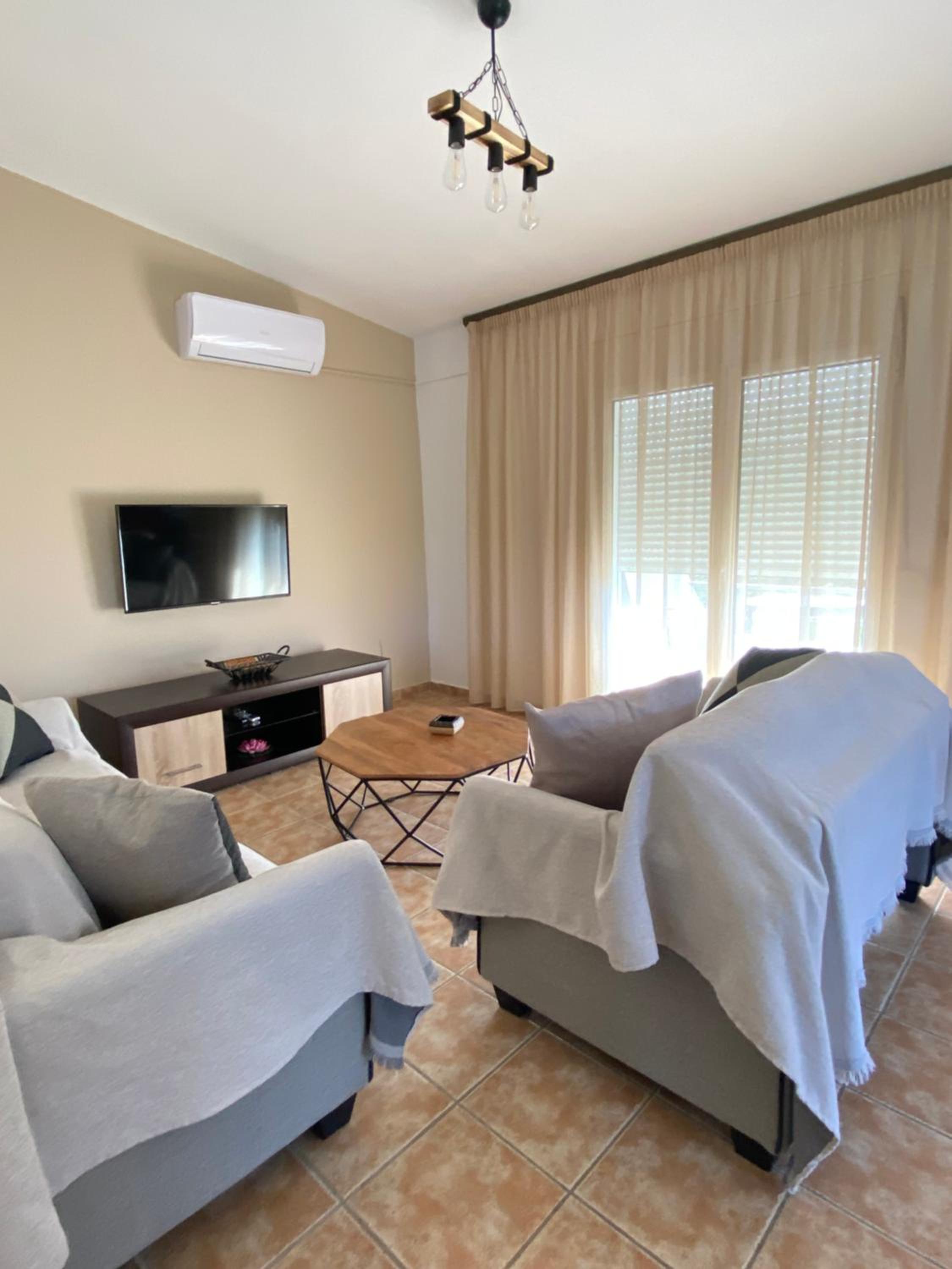 VILLA LIA-SKIATHOS-PRIVATE POOL-