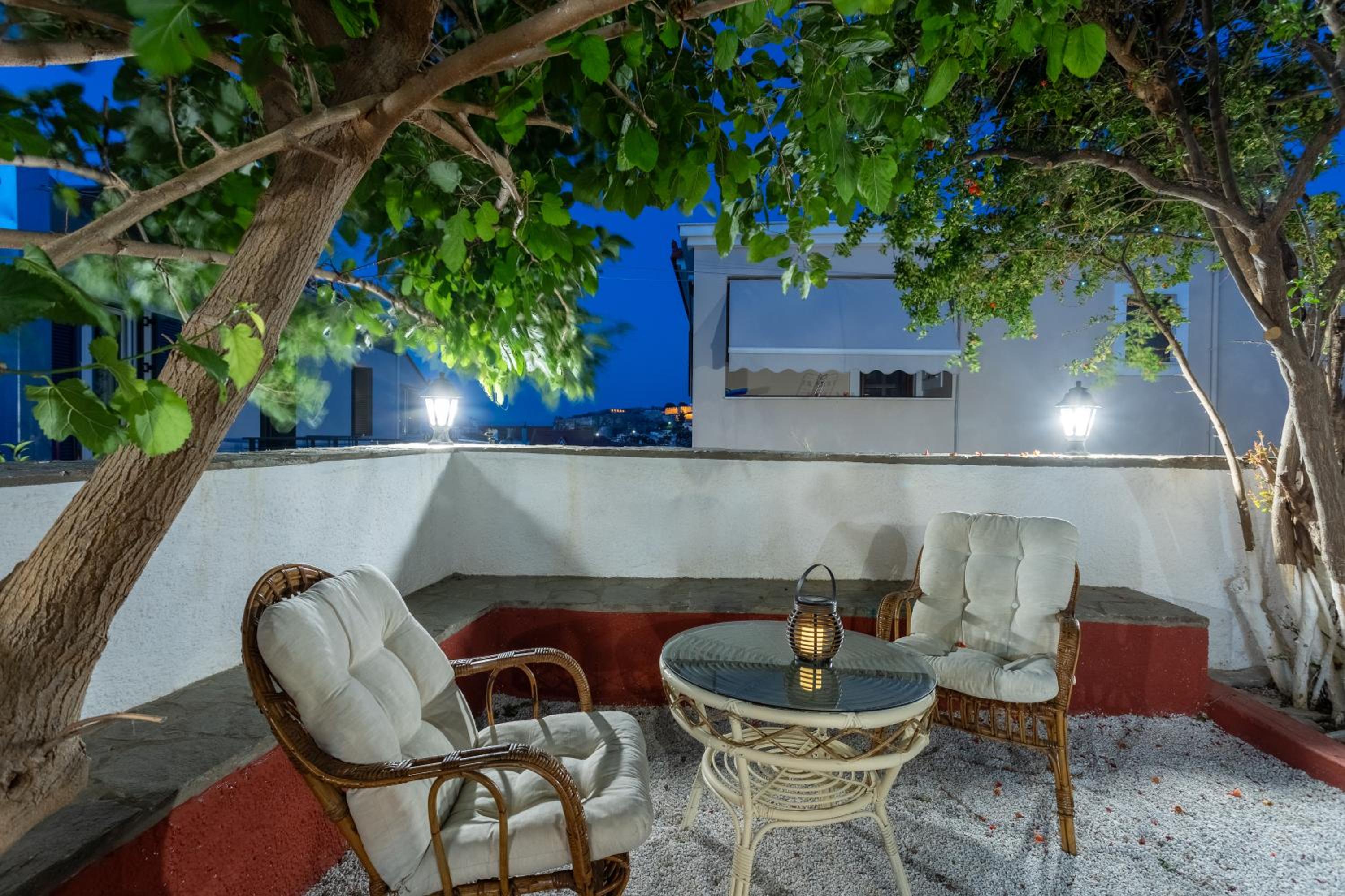 The Yard House, Castle View Mytilene view 4