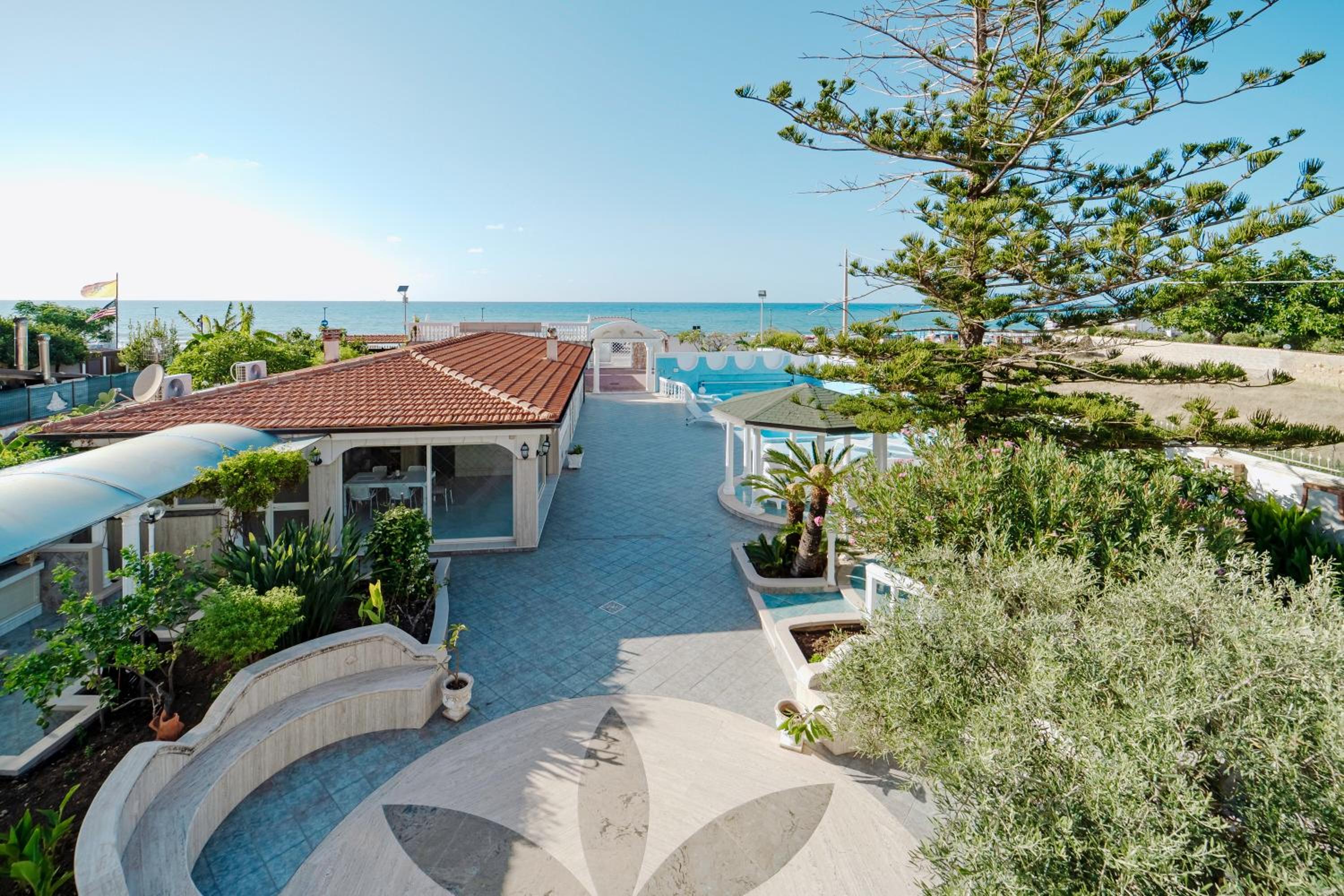 Villa fronte mare