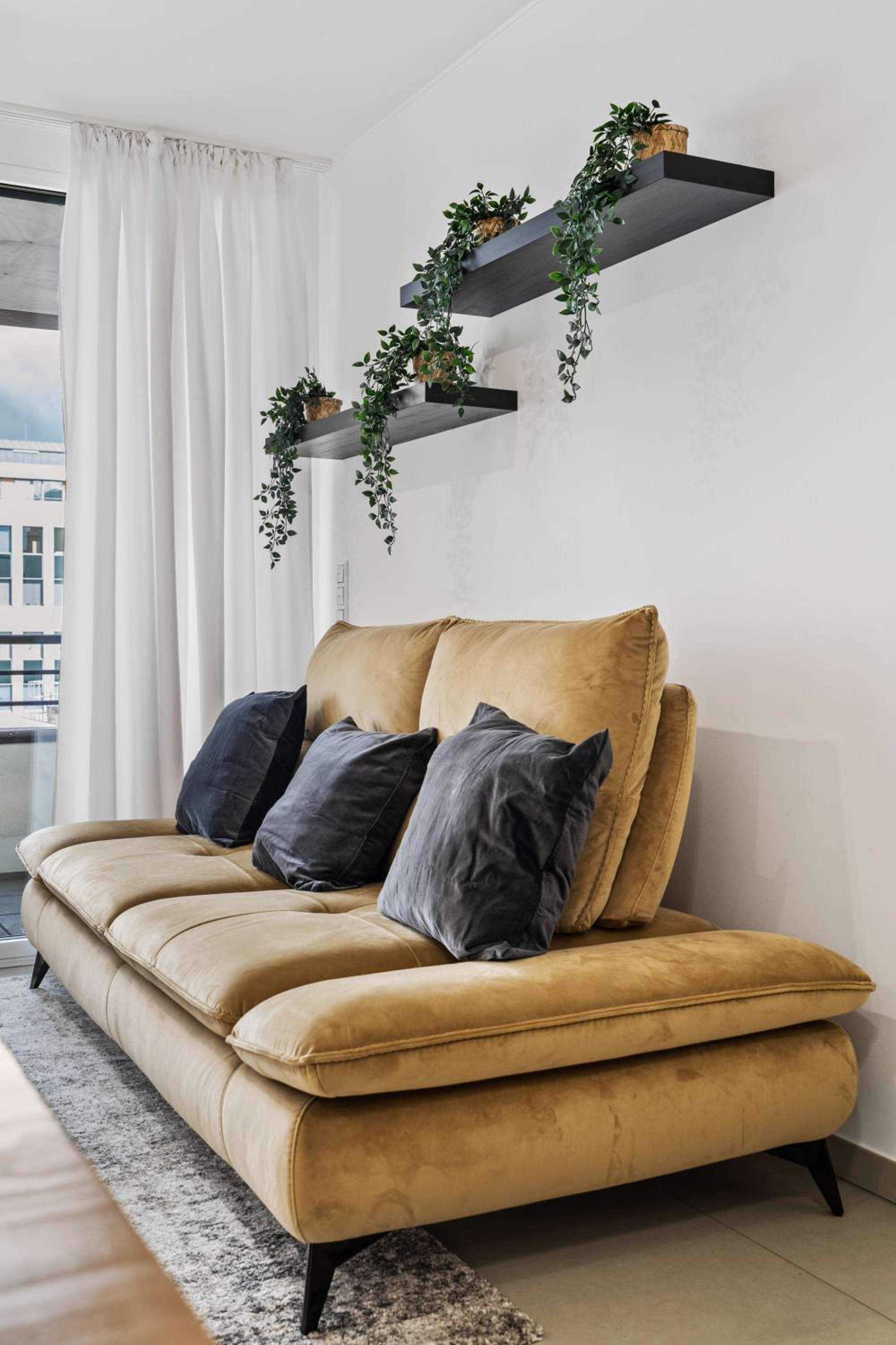 Modern 1-BR Apartment with Balcony in Cessange view 5