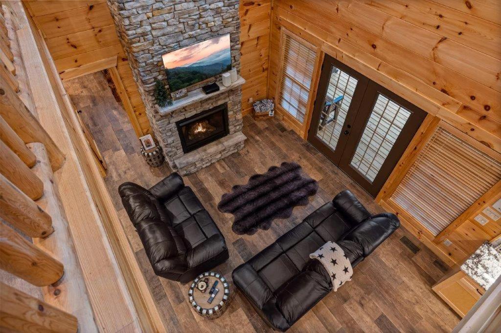 Bandit Lodge by Eden Crest
