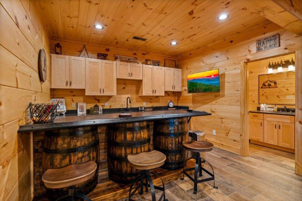 Bandit Lodge by Eden Crest