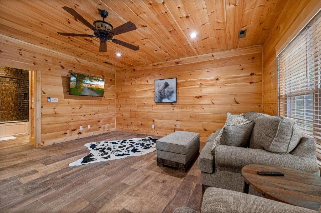 Bandit Lodge by Eden Crest