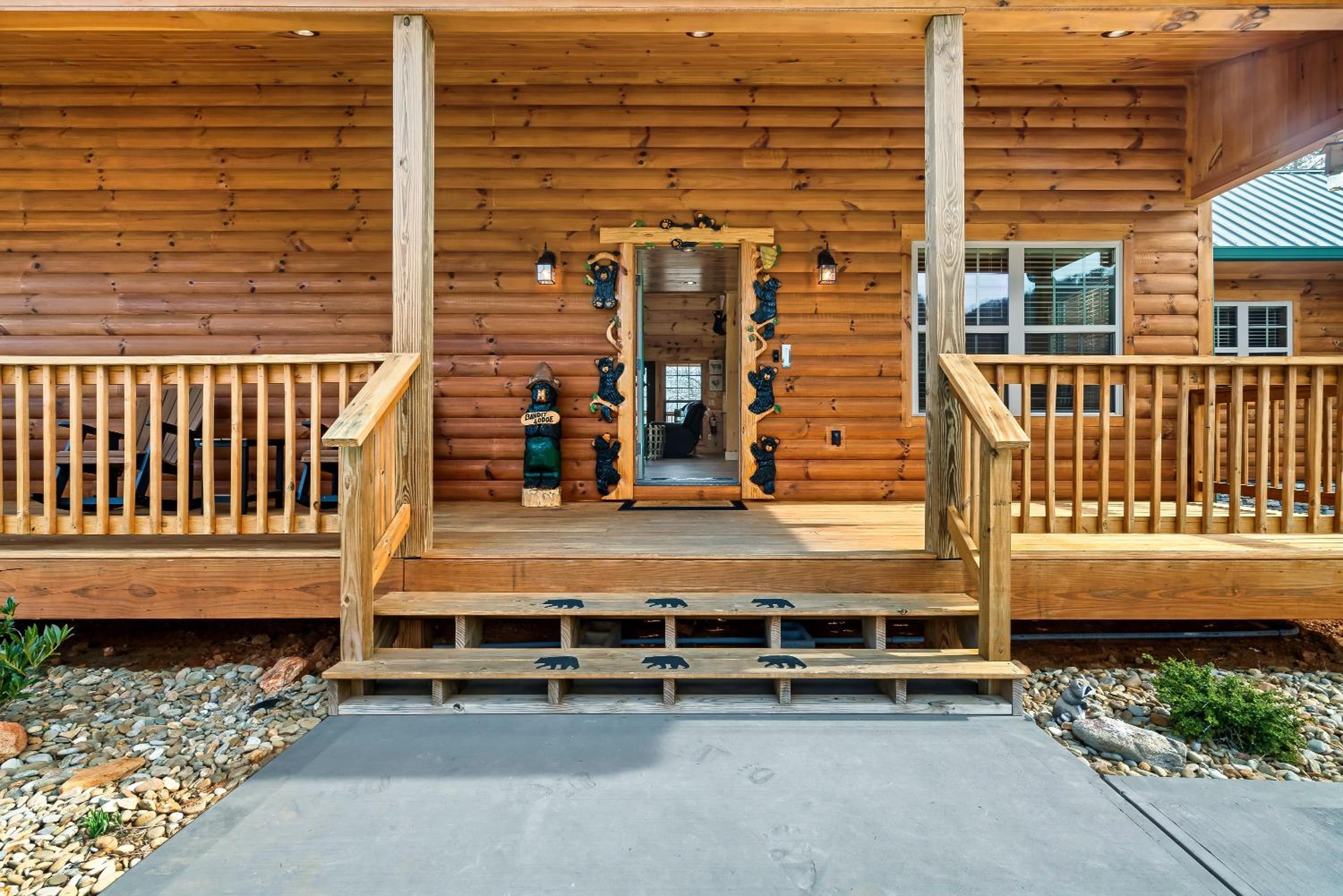 Bandit Lodge by Eden Crest