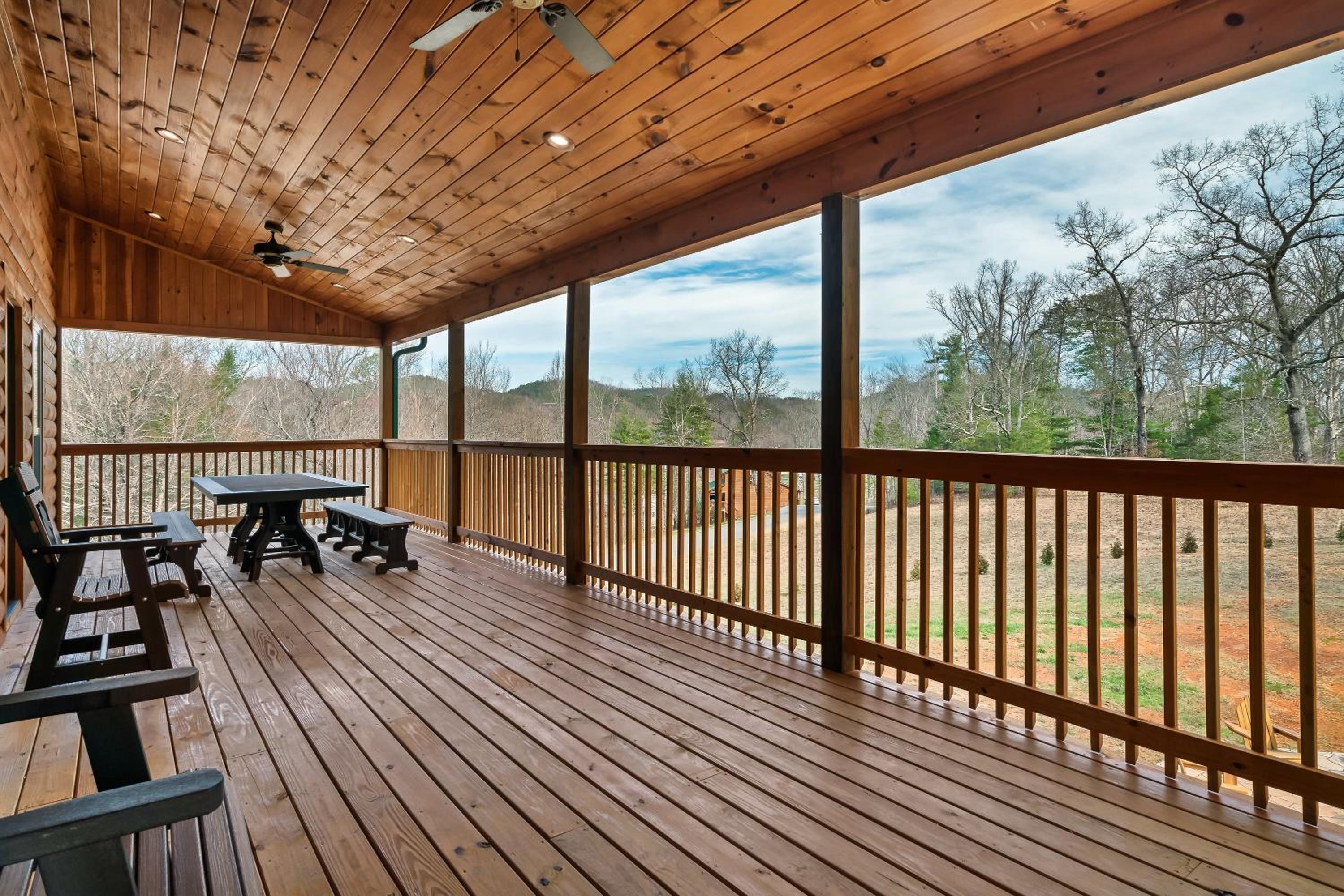 Bandit Lodge by Eden Crest