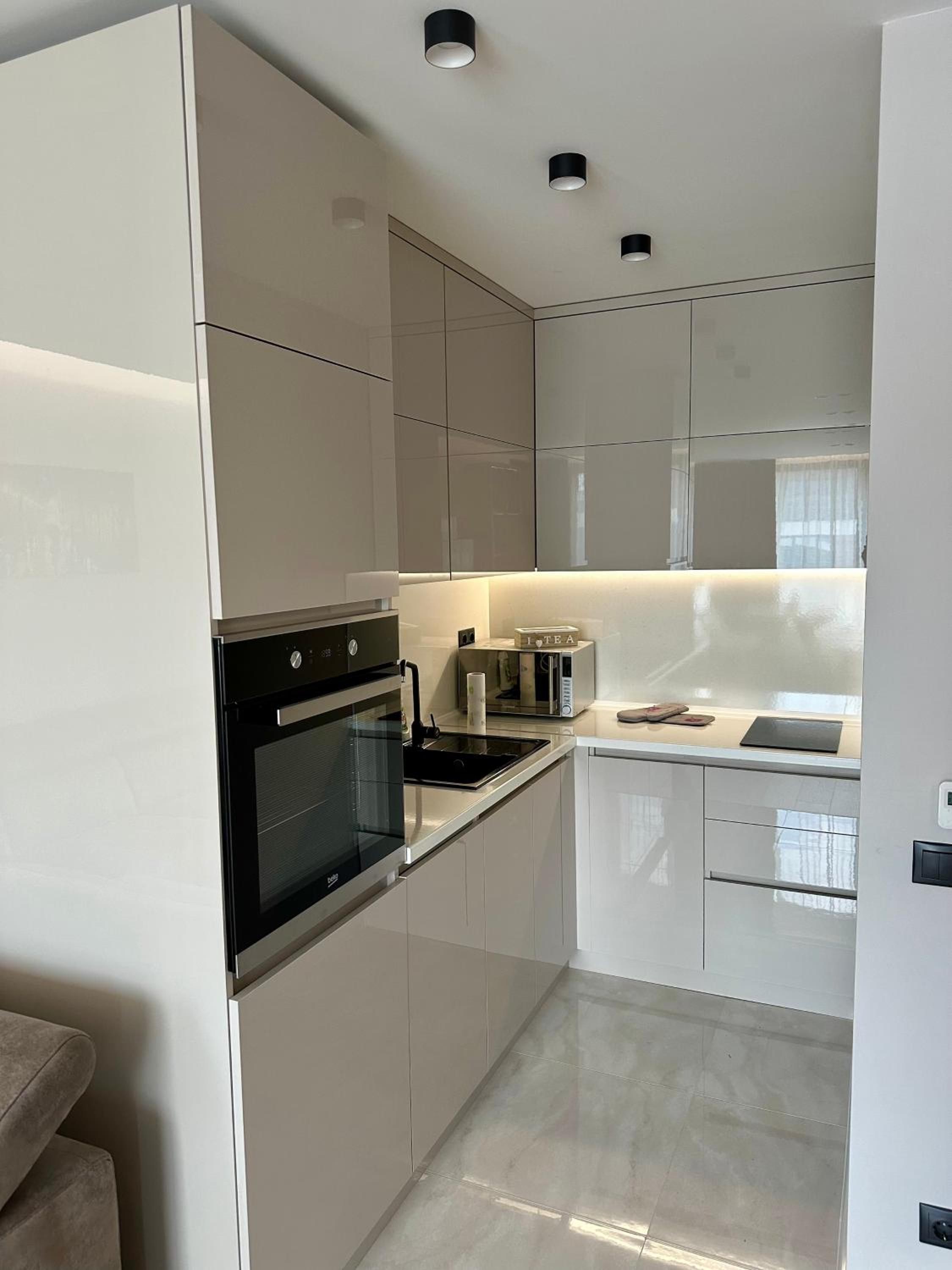 Apartment G17