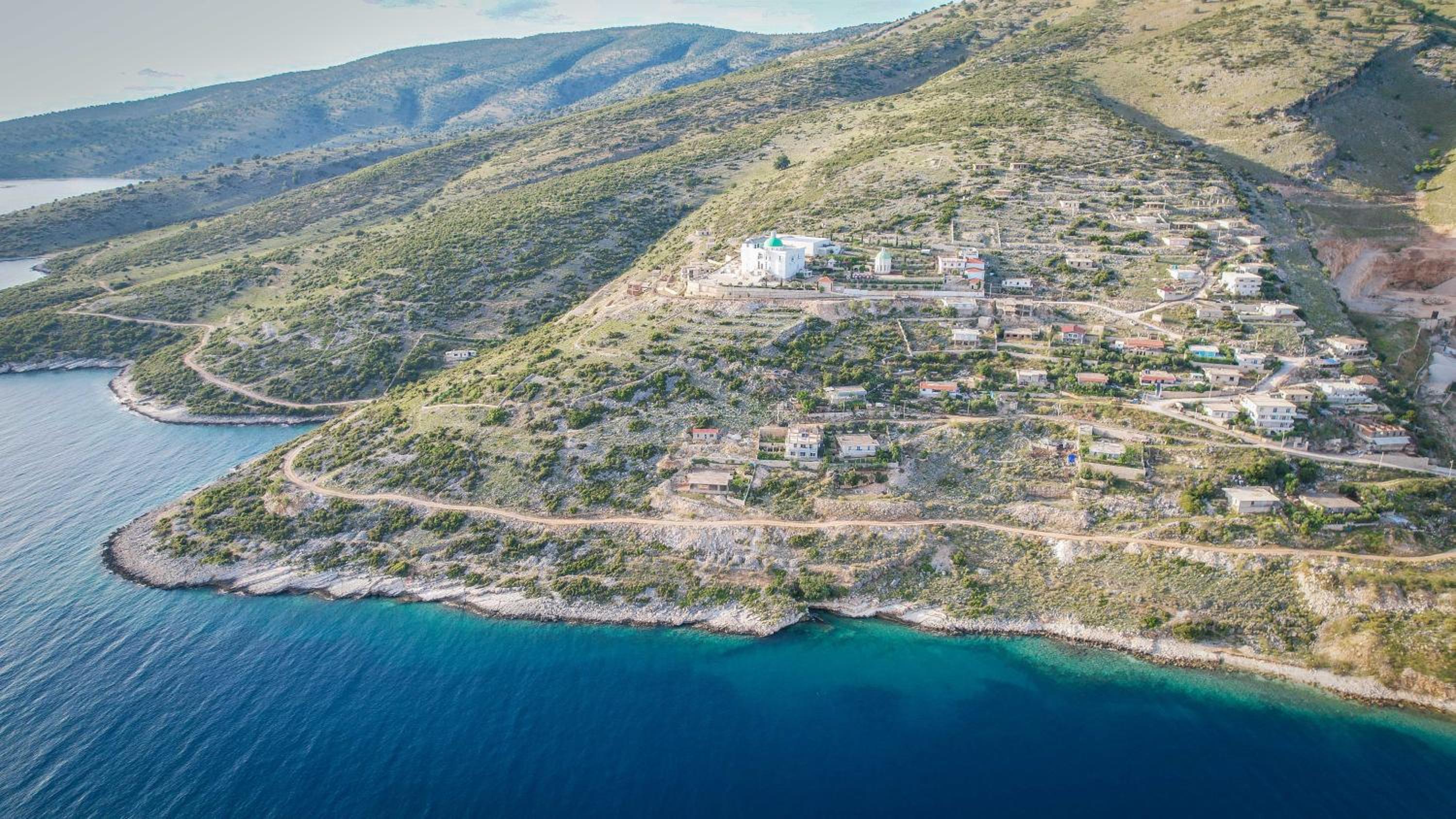 Vila SHAKAJ
