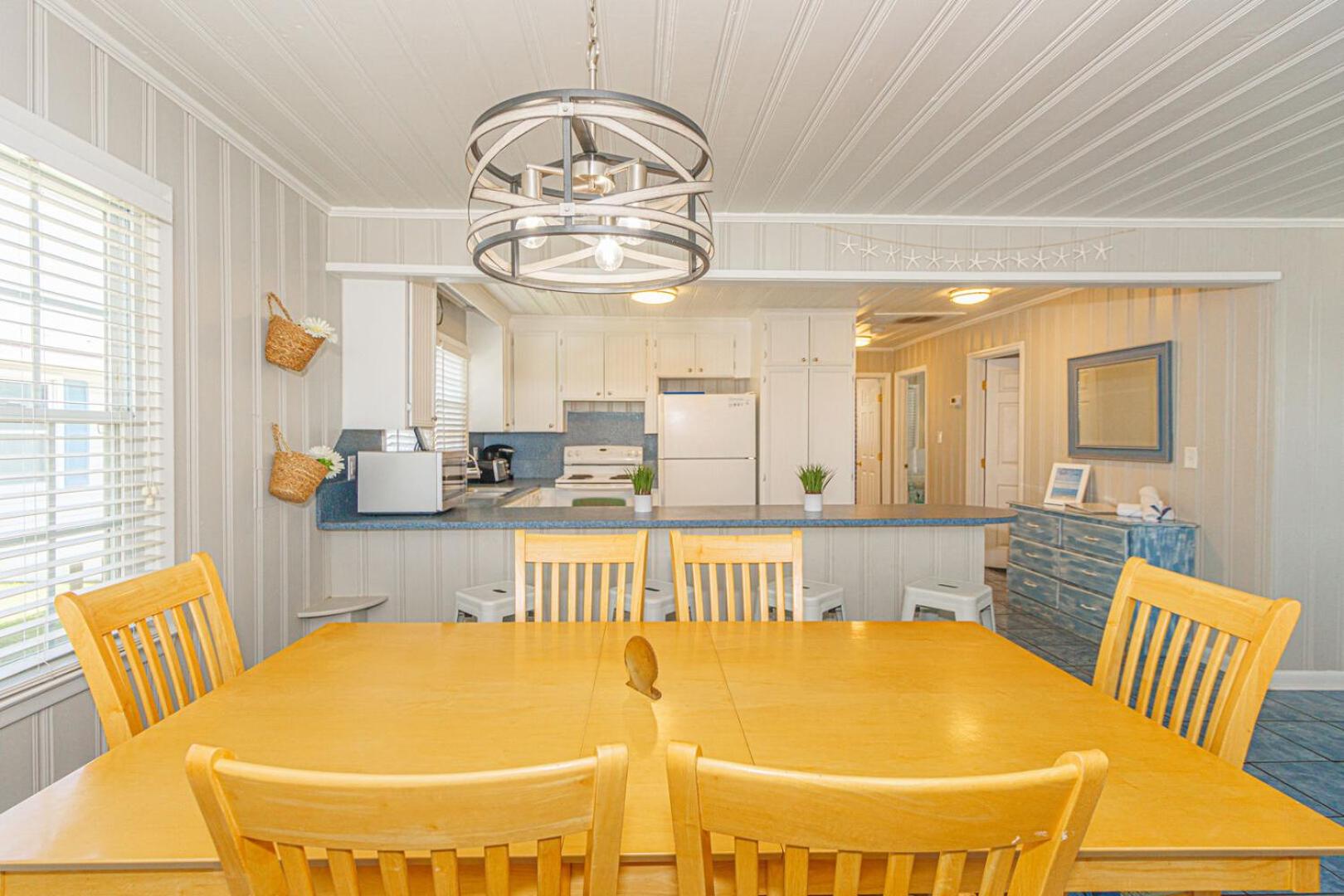 Beautifully Updated Beach House-Bella Sirena! Short walk to the beach! Sleeps 8! view 3